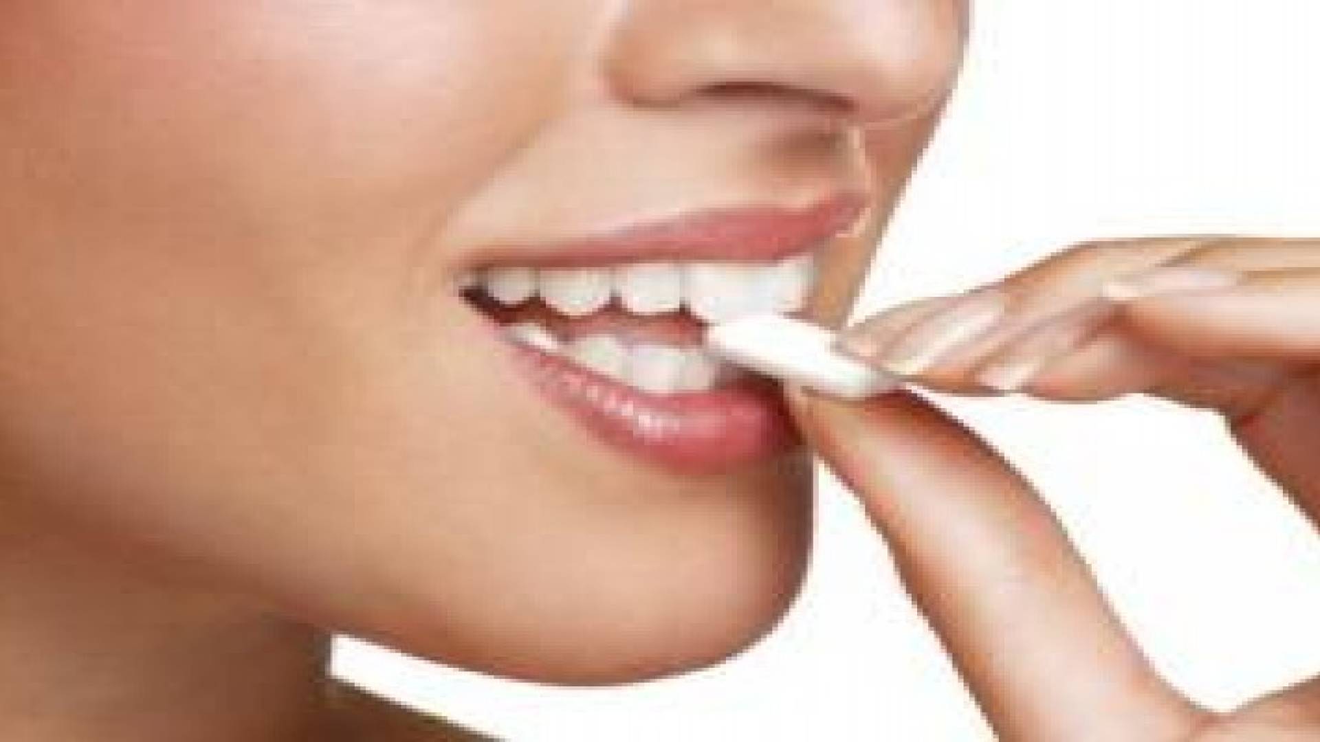 العلكة تحمي أسنانك