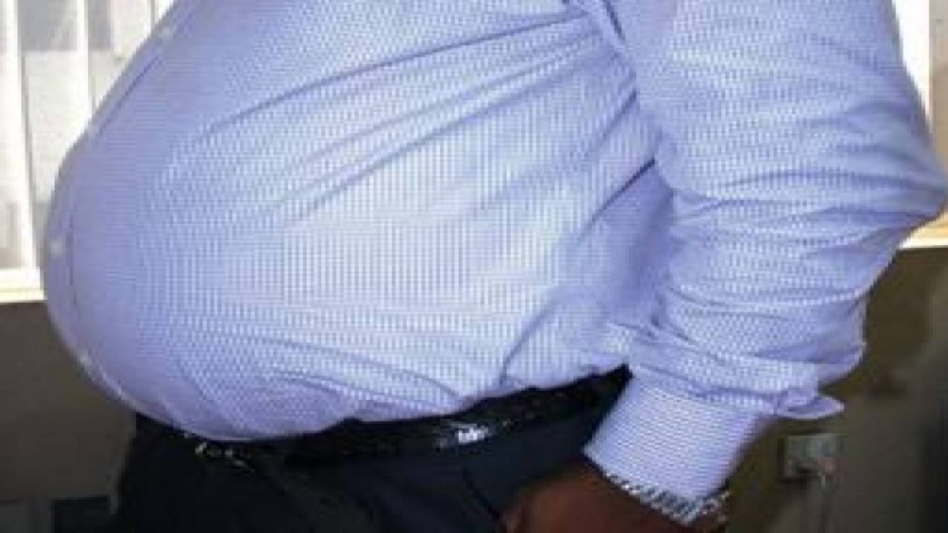 البدانة تشكل عبئا على العمود الفقري‬