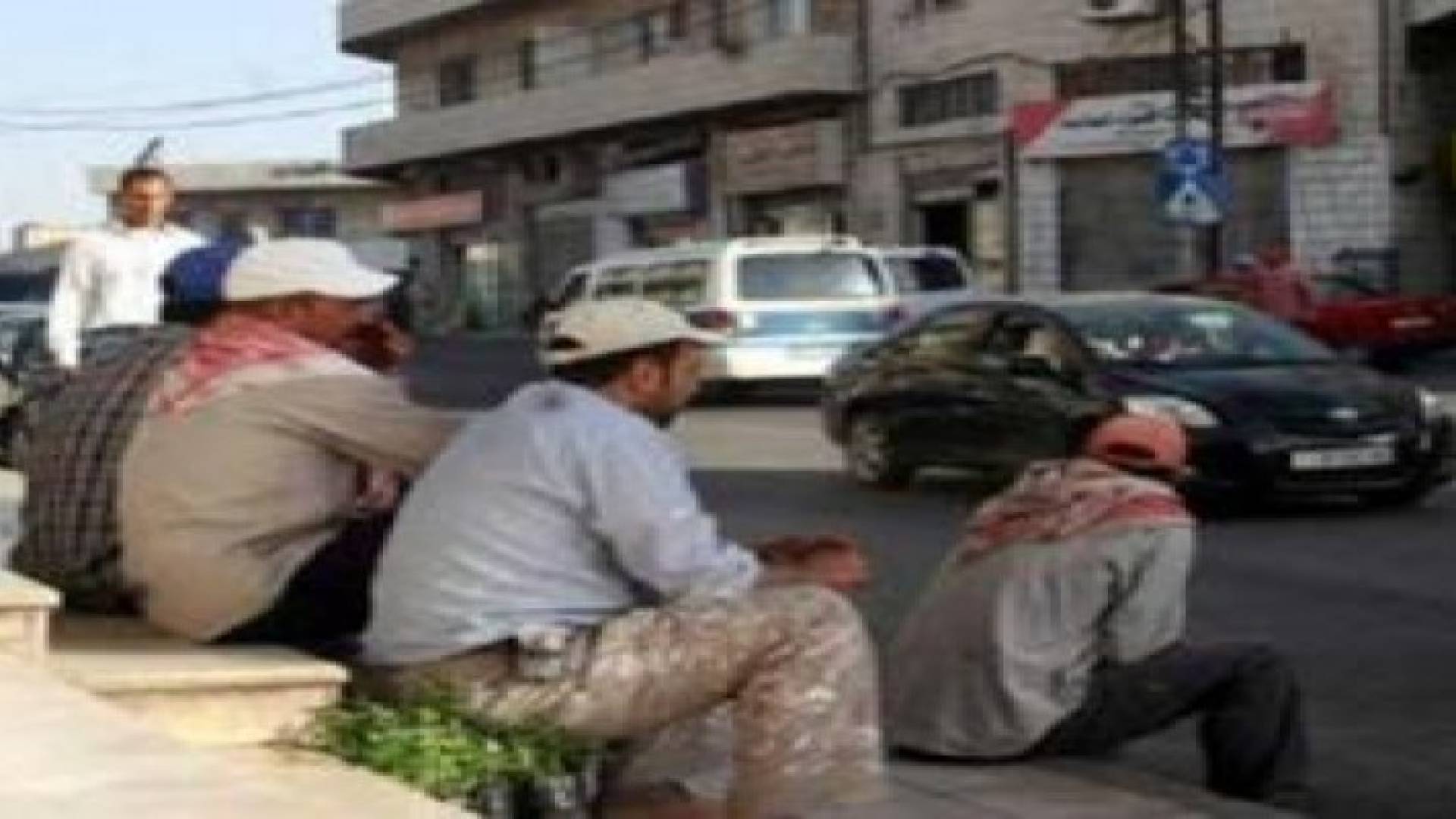 "العمل" تسمح للعمال المصريين المجازين العودة قبل 10 اذار