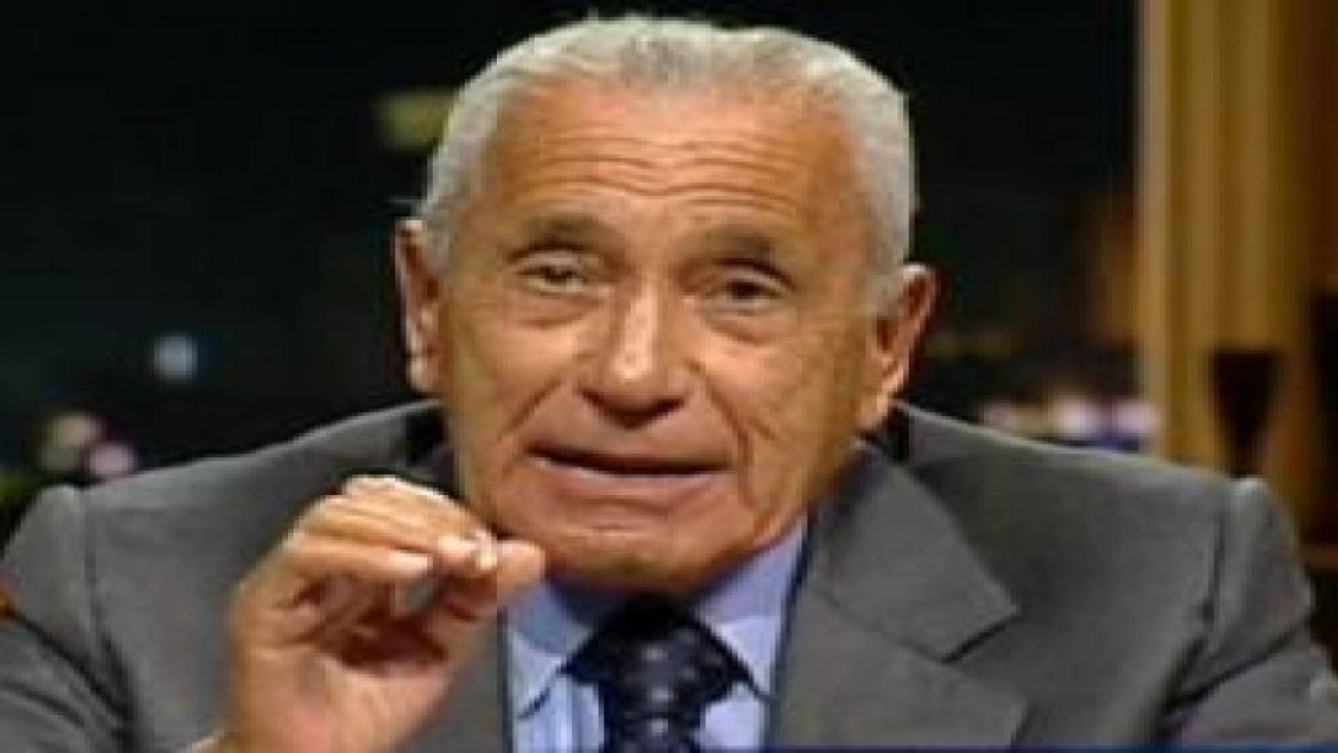 وفاة الكاتب الصحفي المصري محمد حسنين هيكل