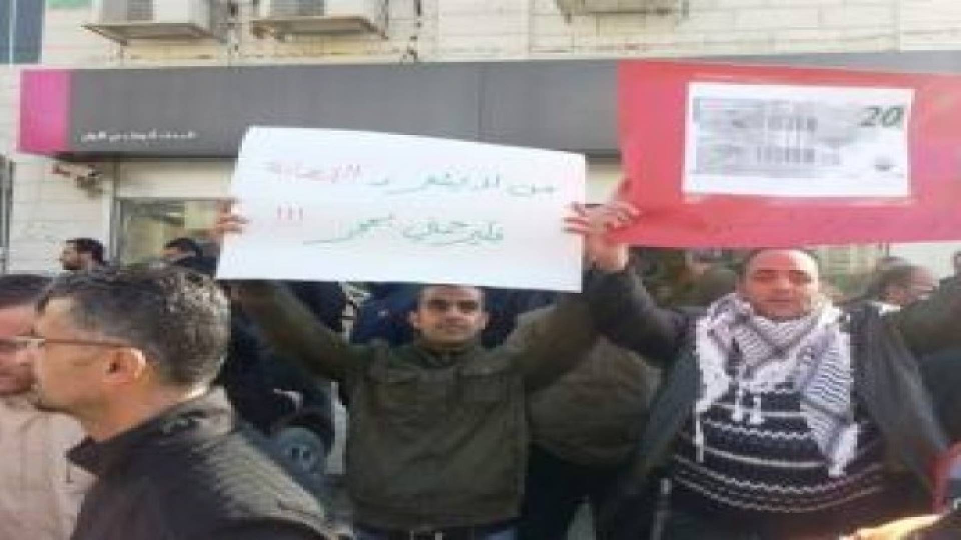 اعتقال عشرات المعلمين بالضفة الغربية