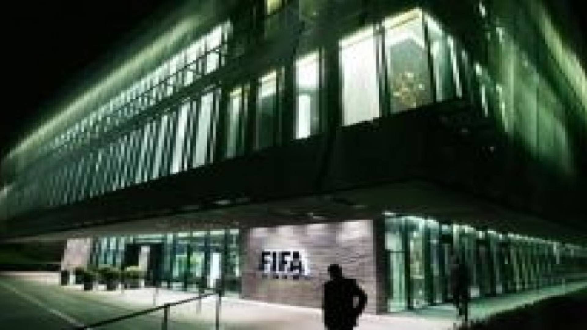 حظر الهواتف والكاميرات خلال تصويت رئاسة الفيفا