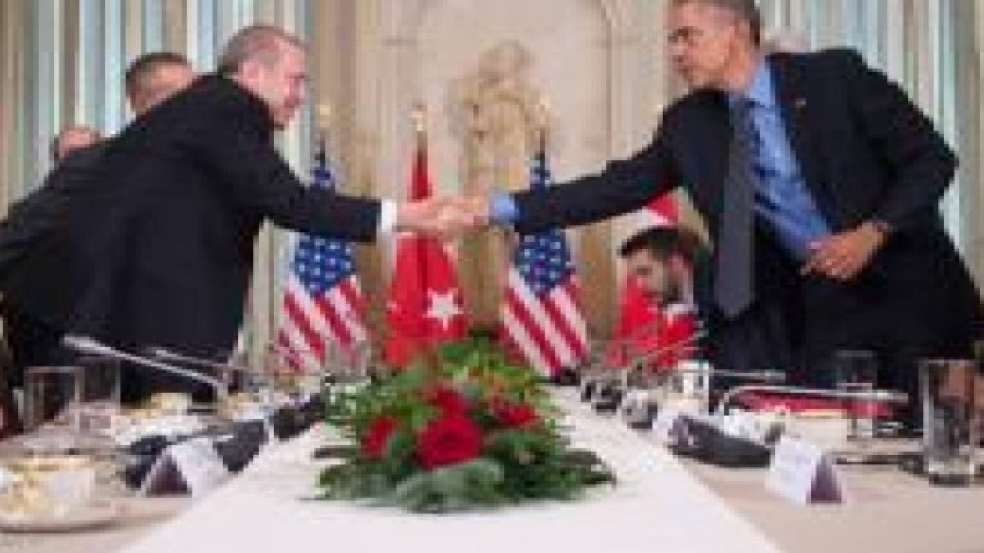 أوباما يدعو السلطات التركية والقوات التركية في سورية إلى ضبط النفس