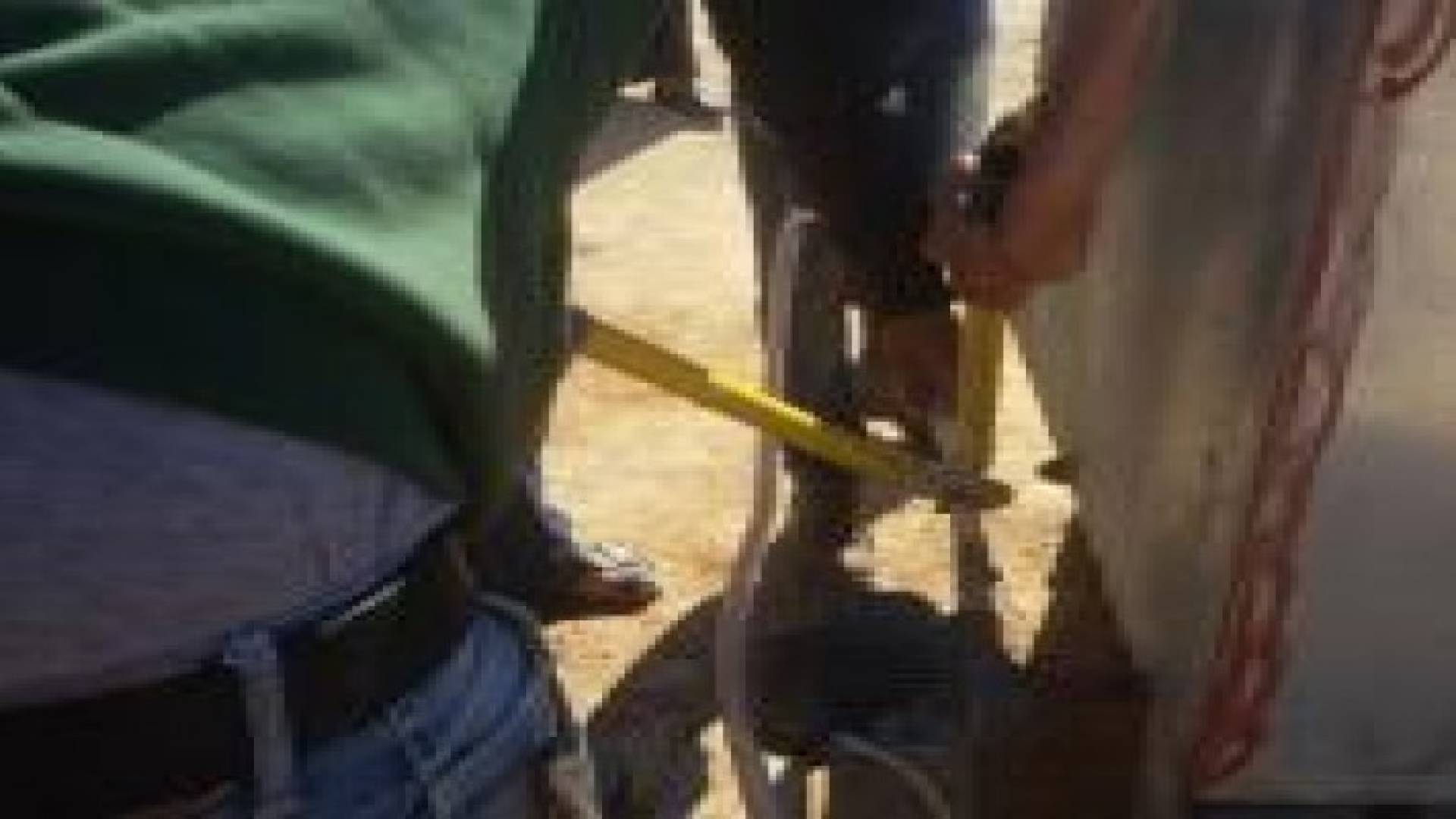 بالصور  : حملة أمنية على "اكشاك سرقة المياه" في حسينية معان