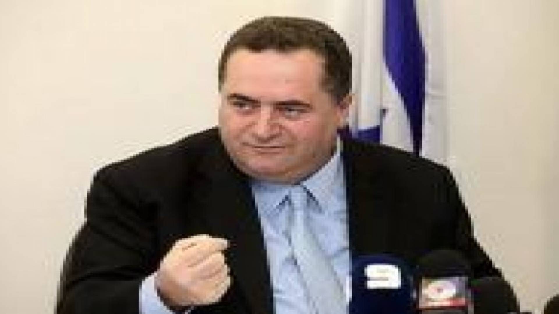 وزير إسرائيلي يدعو لطرد عائلات منفذي العمليات إلى سوريا أو غزة