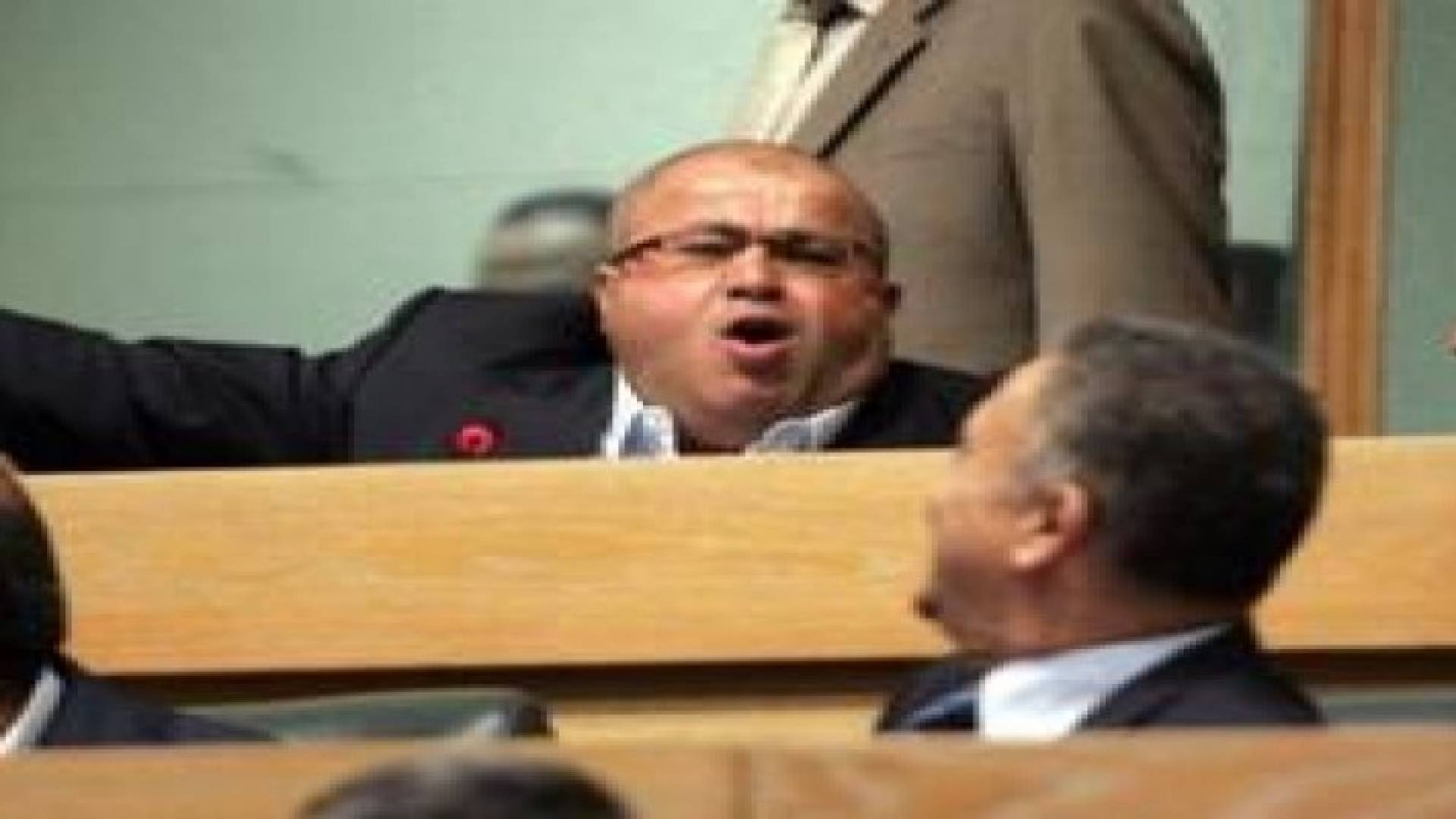 النائب عطية: من حقي اقترح