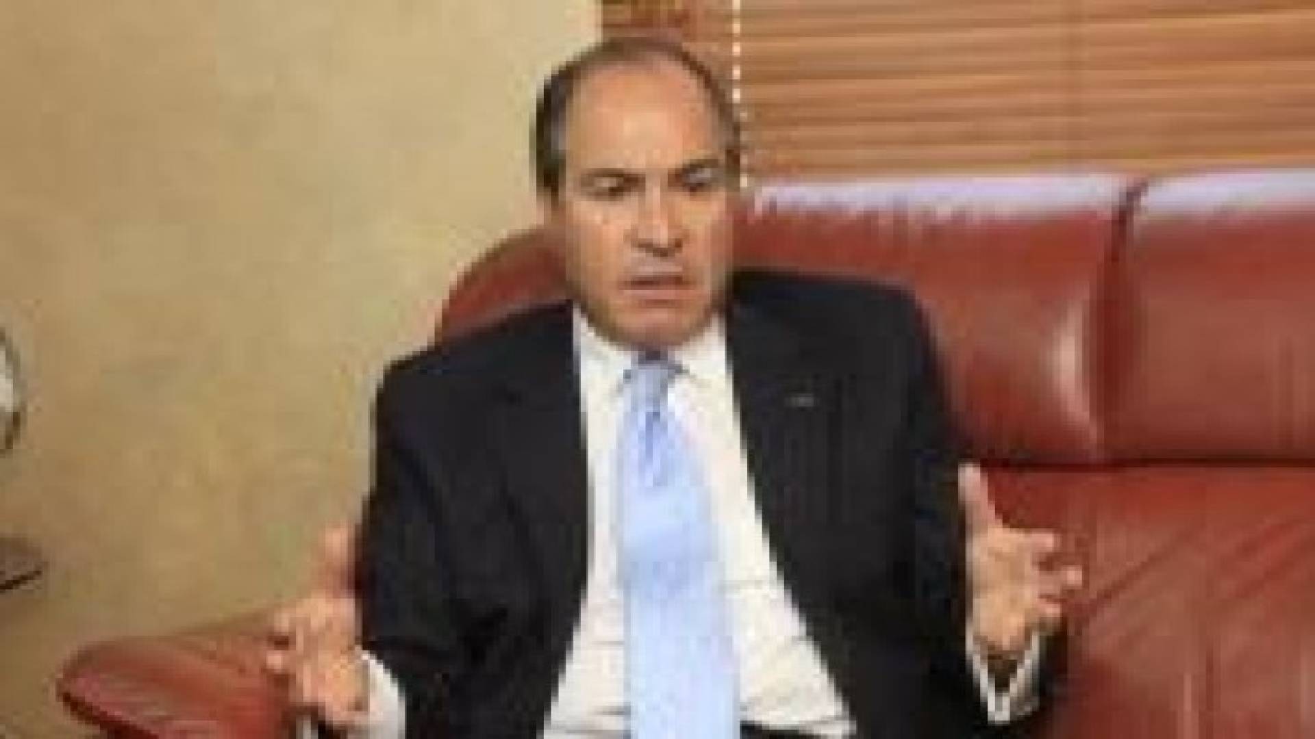 الملقي يؤكد أهمية تحويل مؤسسة الموانئ الى شركة