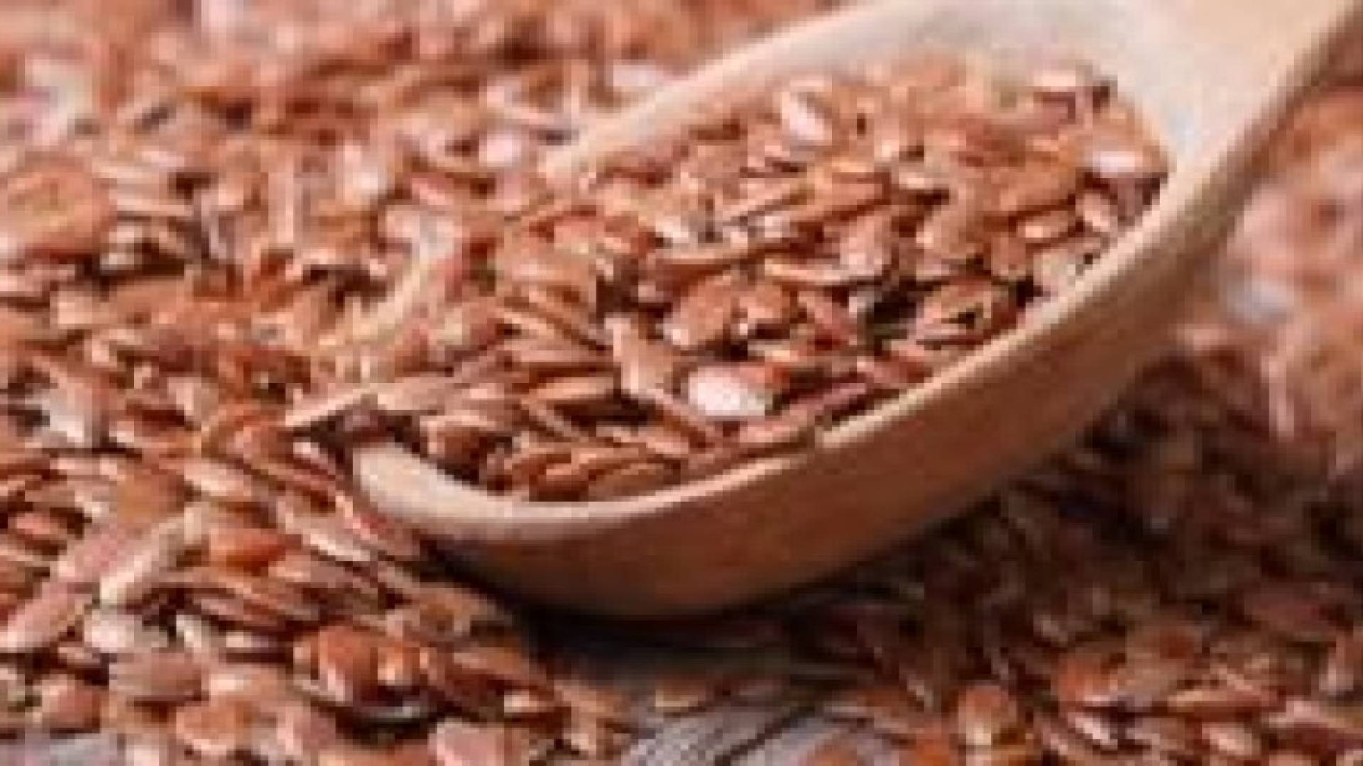 بذور الكتان.. مصدر نباتي لأحماض أوميغا 3‬