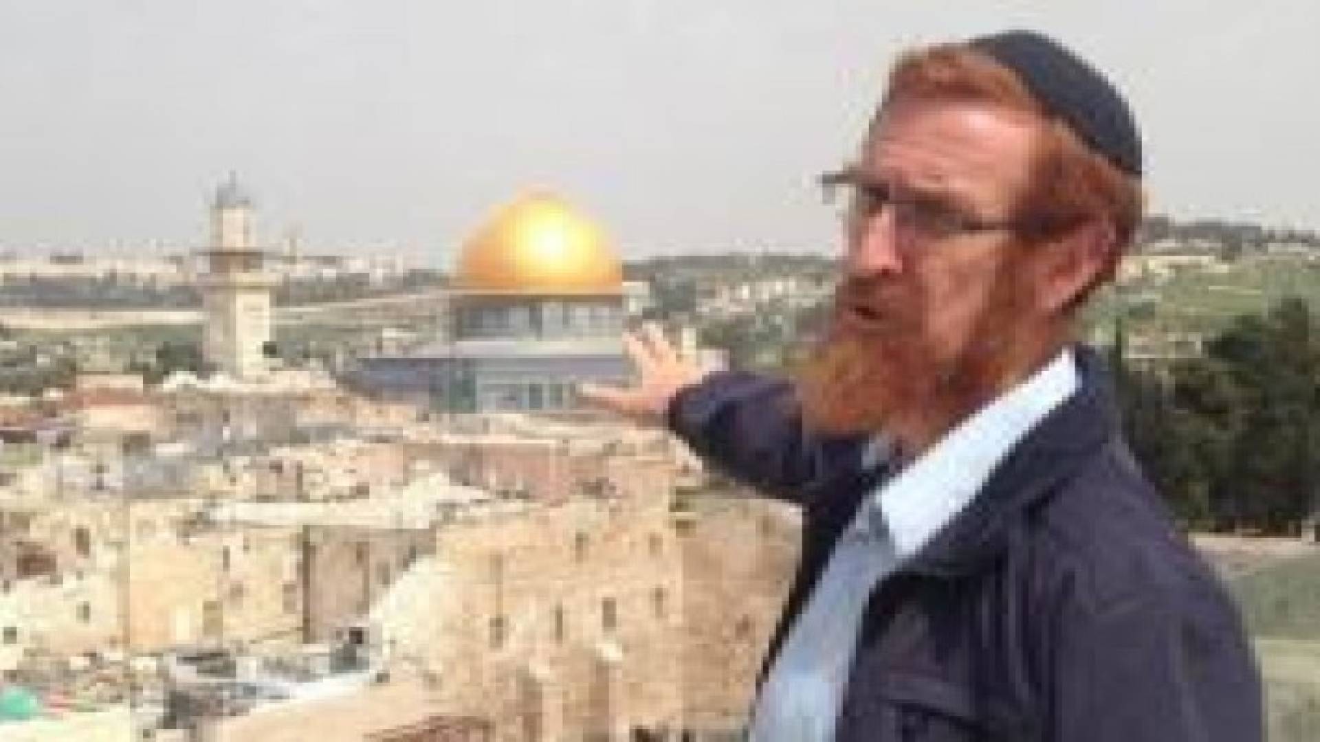الحاخام المتطرف يهودا غليك يقتحم باحات الاقصى