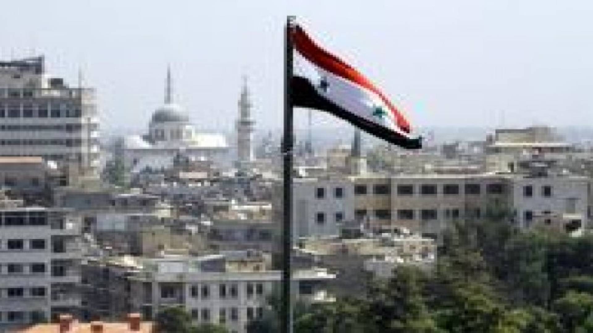 التلفزيون السوري : انقطاع التيار الكهربائي عن سوريا بالكامل دون معرفة الاسباب