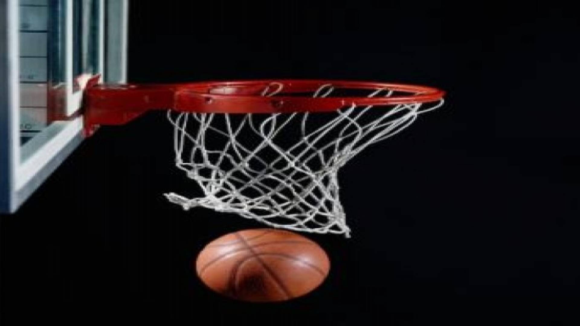 الرياضي يتفوق على الأرثوذكسي بدوري السلة