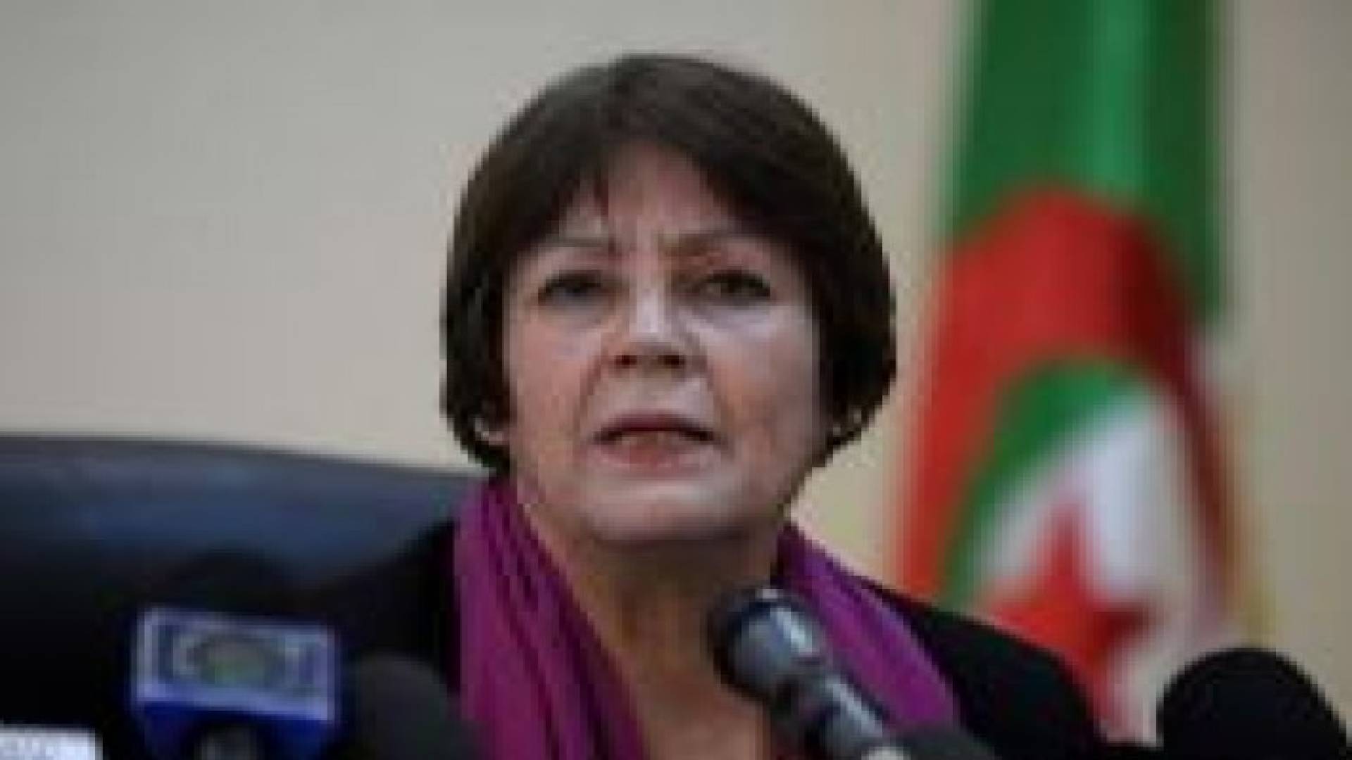 الجزائر تتصدى لـ"التطرف" بمناهج دراسية جديدة