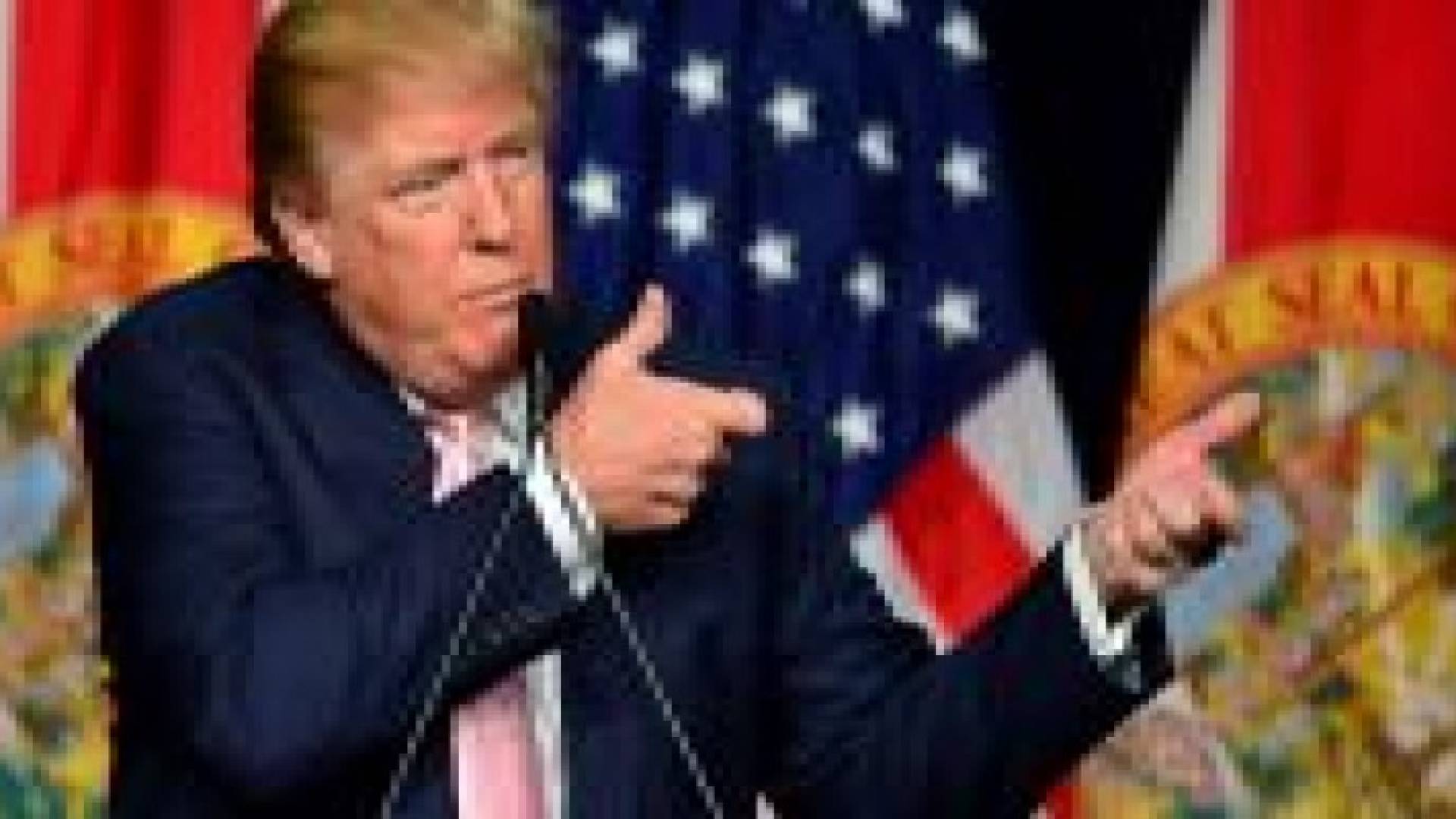 سايرس: سأغادر أميركا إذا أصبح ترامب "الكابوس" رئيسا