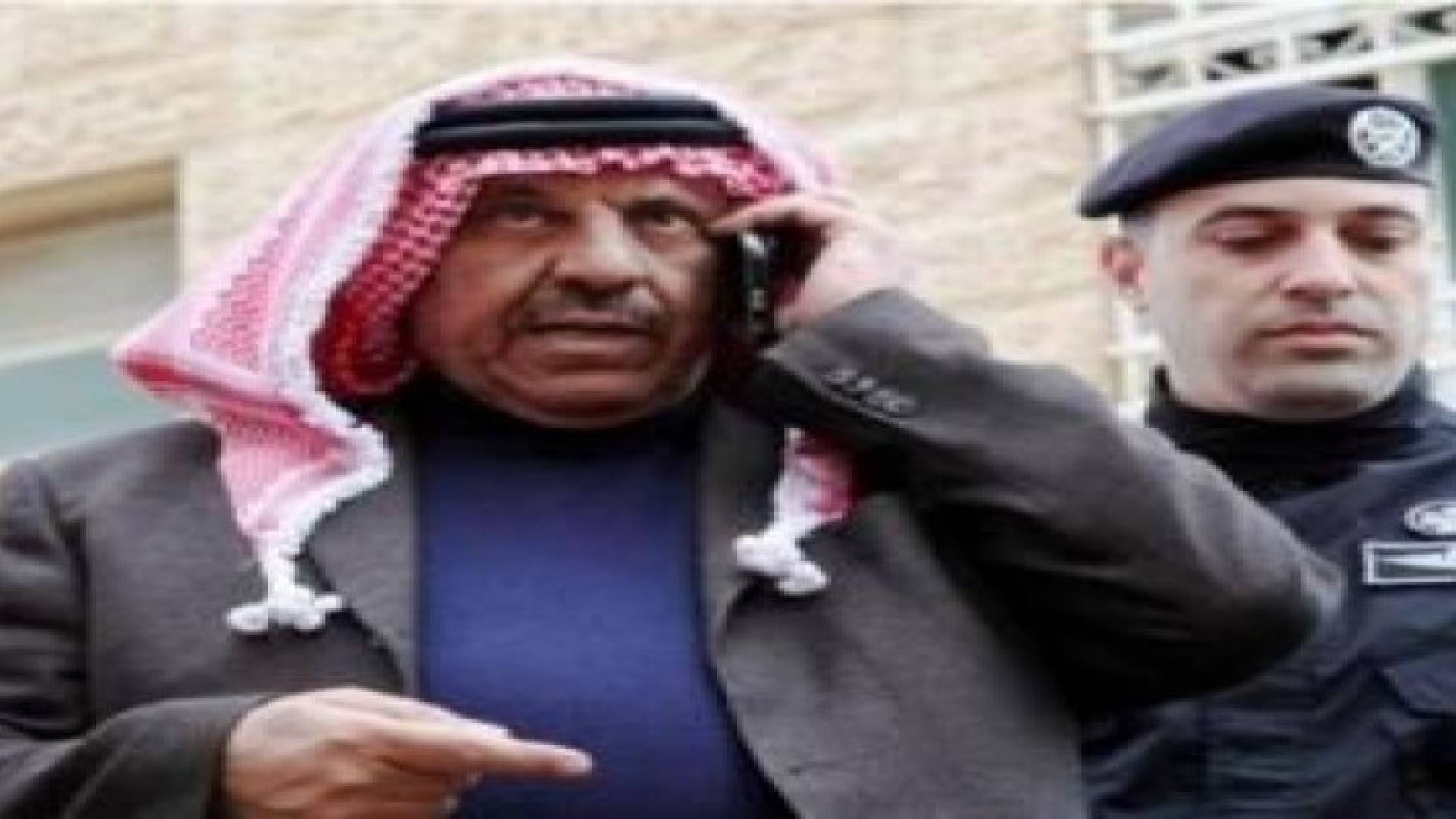حماد يوعز بتسهيل الخدمات لابناء الضفة في المتابعة والتفتيش