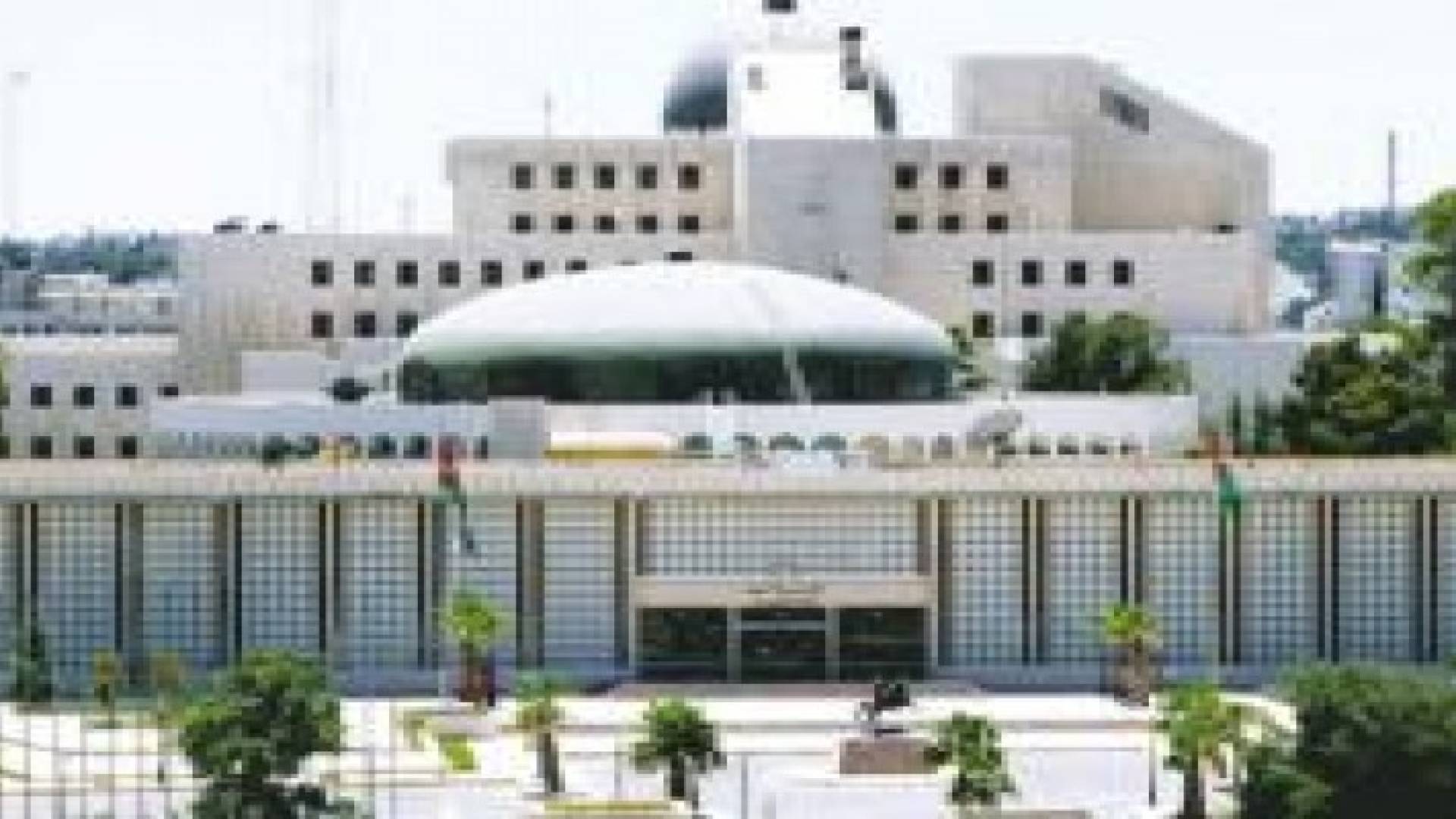 جلسة مشتركة للأعيان والنواب للبت بقانوني "الأموال الأميرية" و"الإقامة"