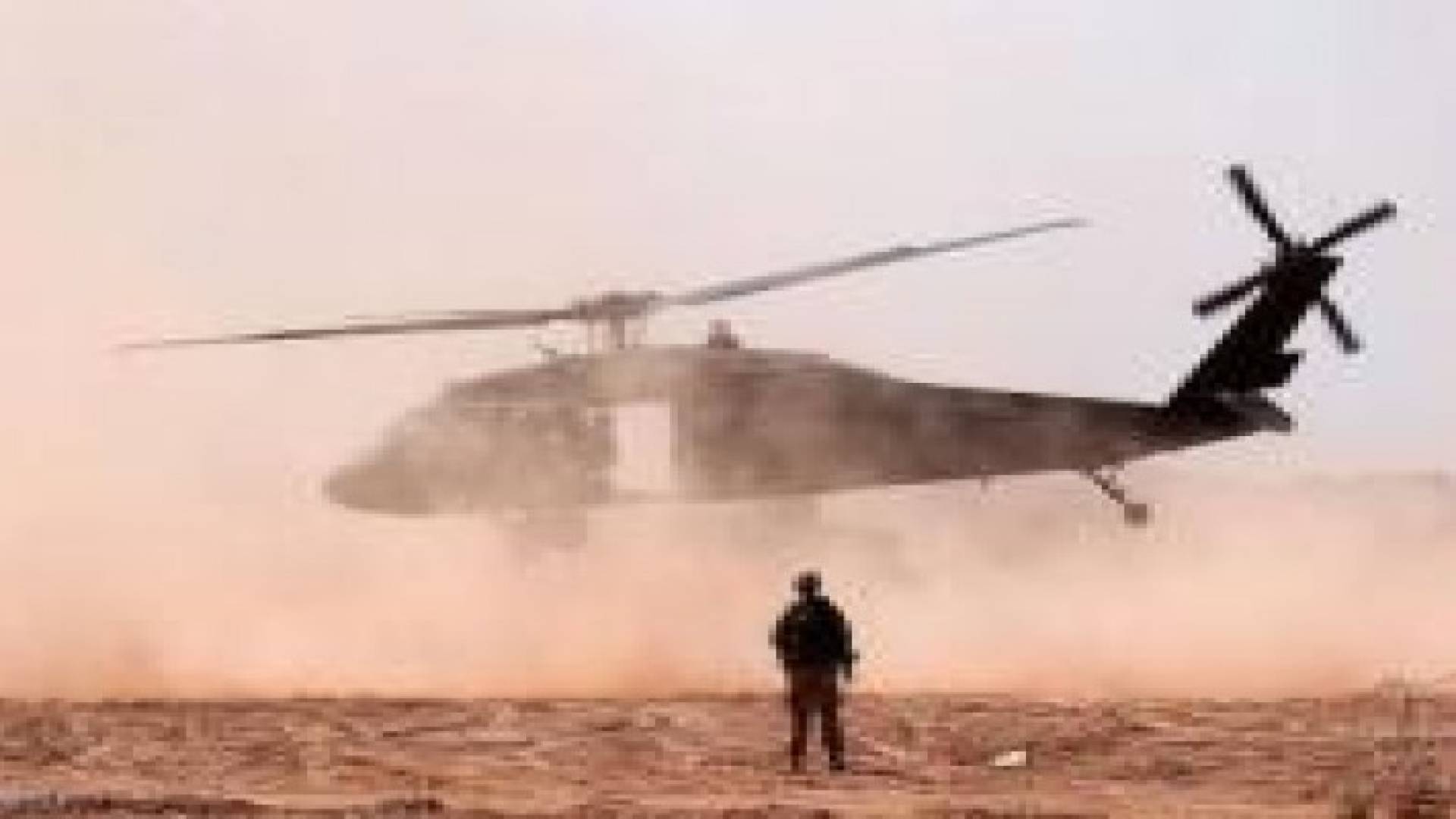 نجاة طاقم مروحية أميركية تحطمت في العراق