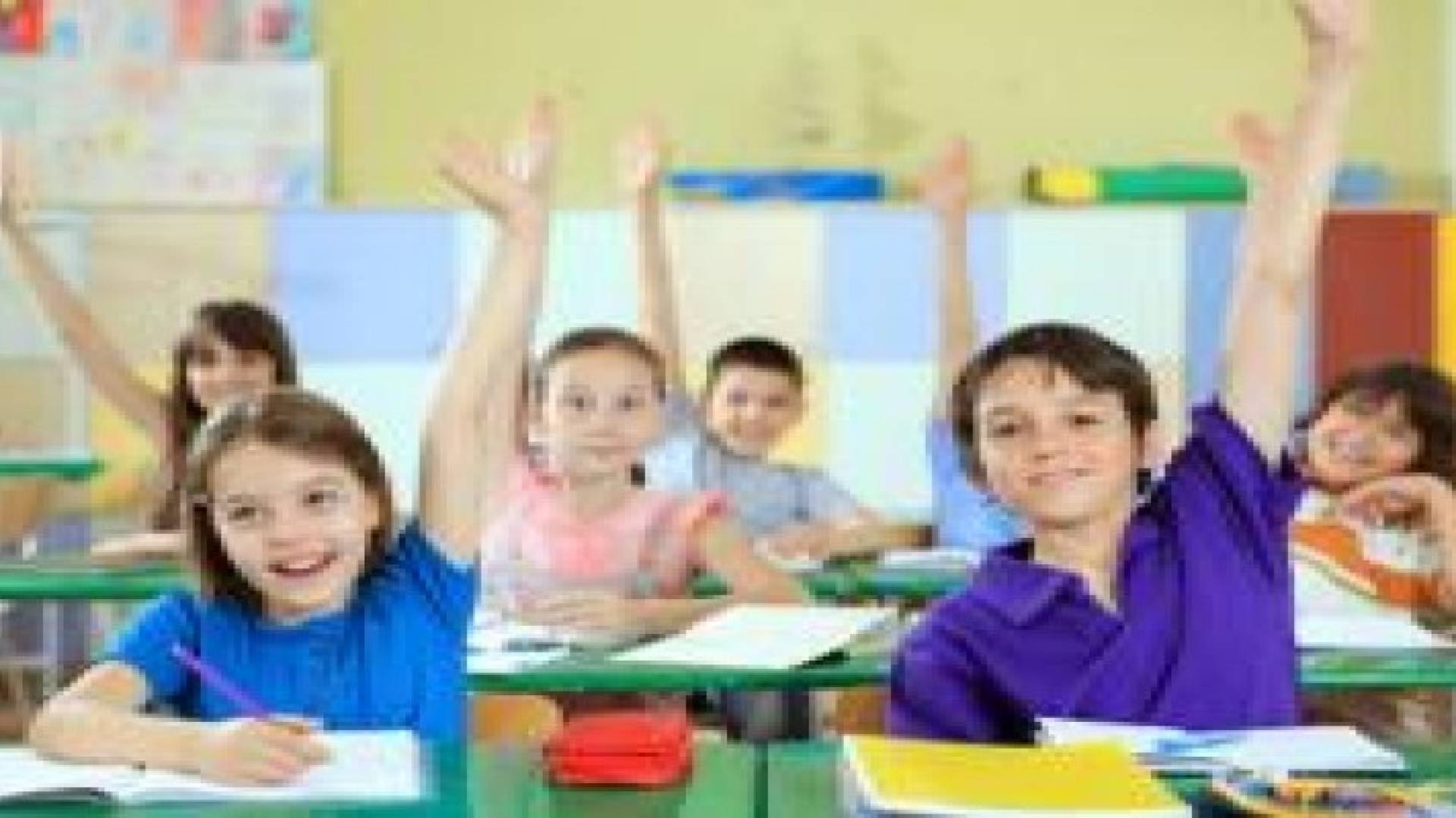تهديد " جدي ومربك " بتسريح 12 ألف موظف من المدارس الخاصة