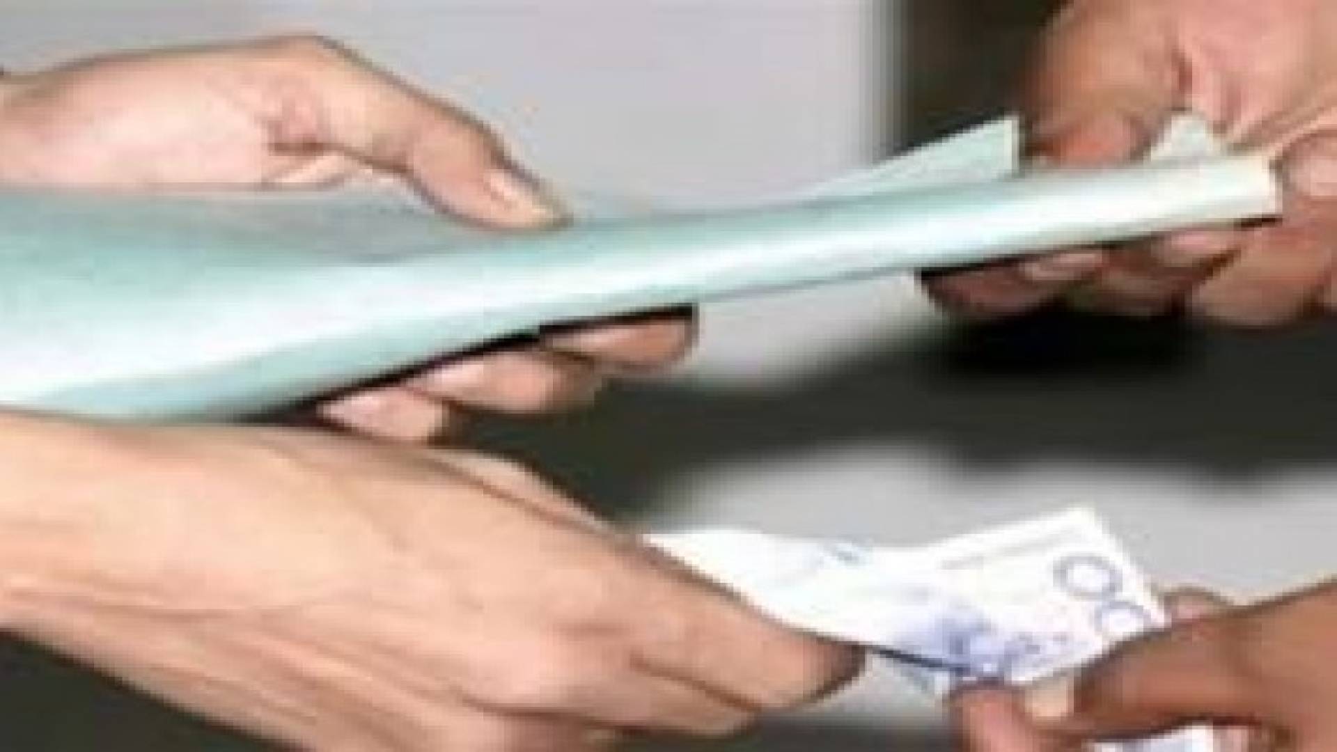 مزور شهادات جامعية ورخص في قبضة الأمن