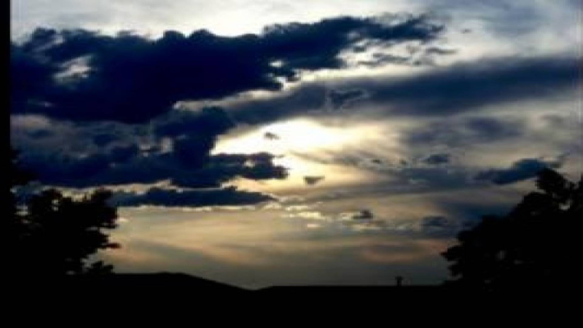 أحوال جوية غير مستقرة تبدأ بالتأثير مساء السبت