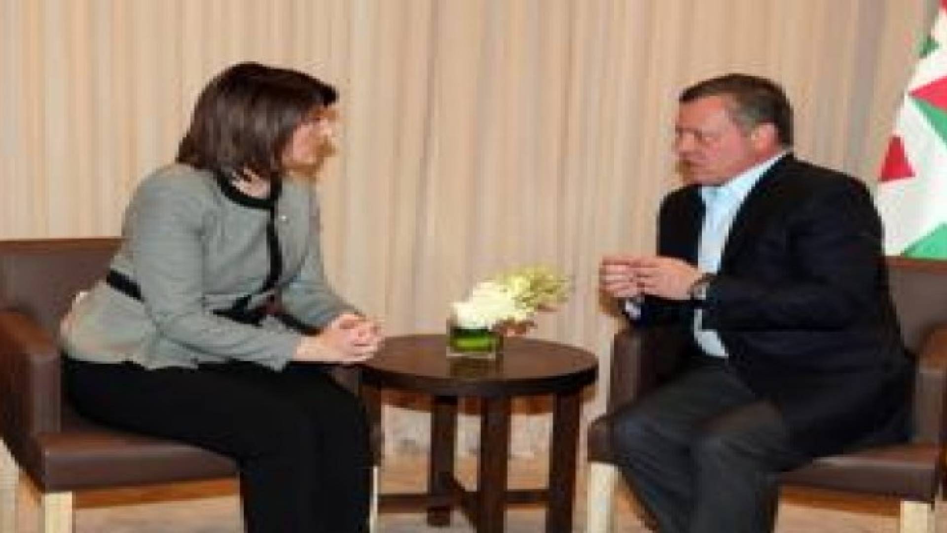 الملك يلتقي رؤساء وممثلي عدد من الدول لبحث جهود مكافحة الإرهاب