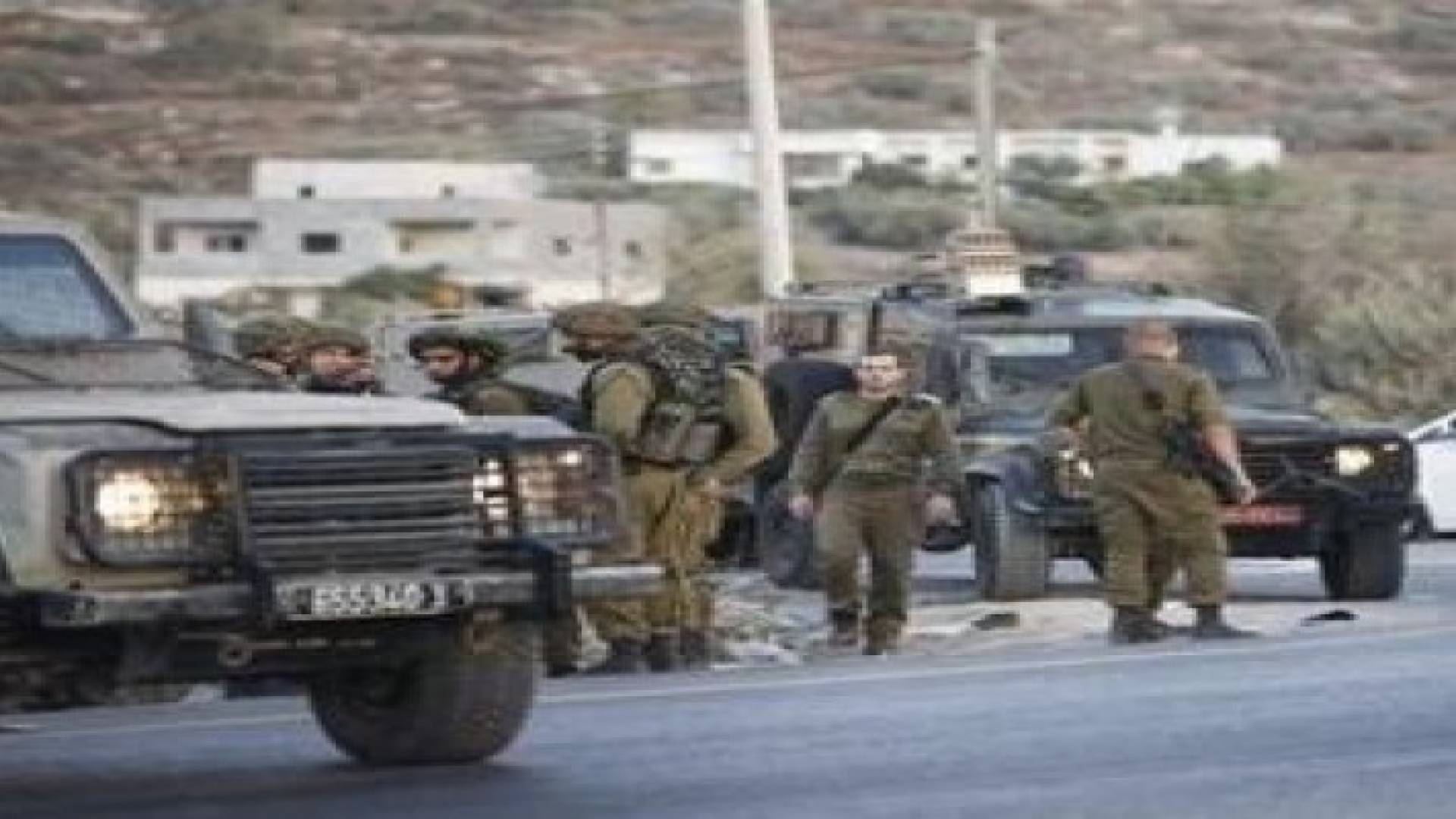 اعتقال فتاة على حاجز زعترا بذريعة التخطيط لعملية طعن