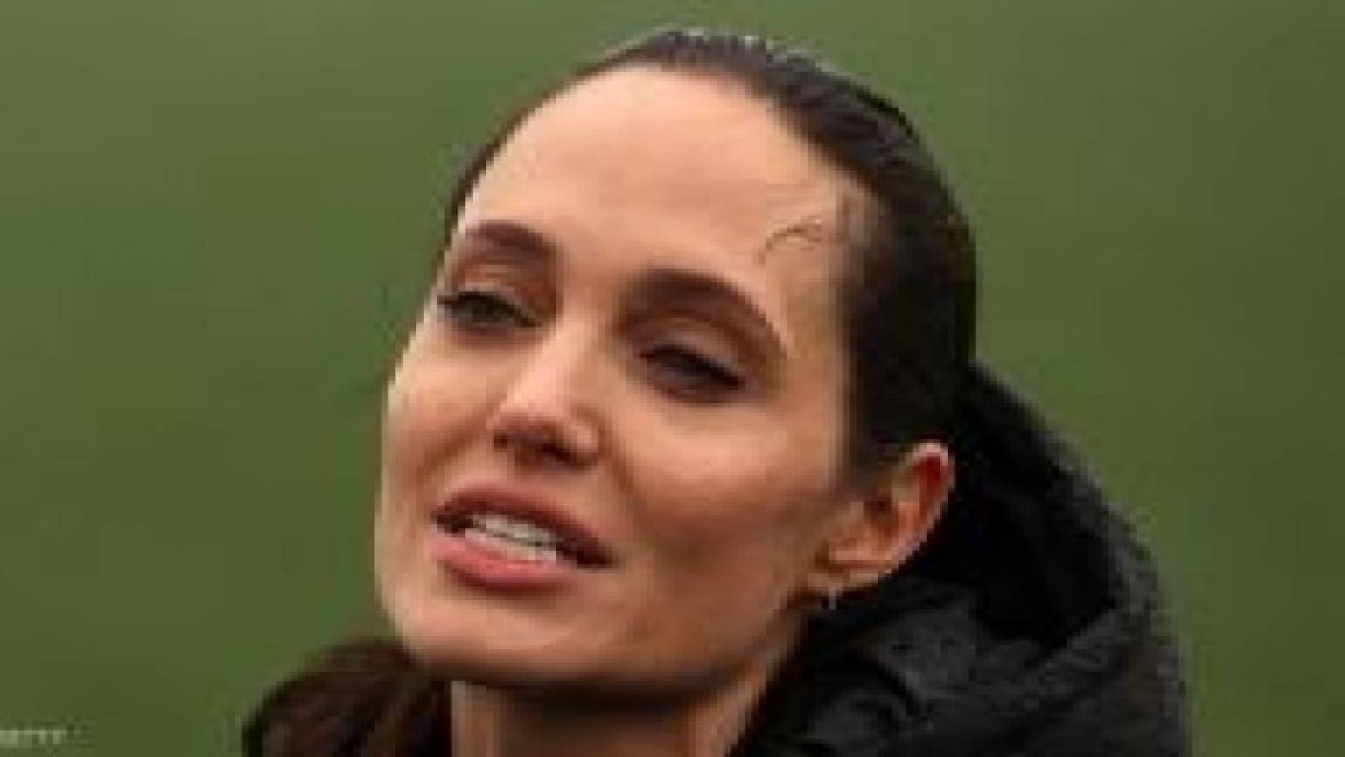 أنجلينا جولي: العالم خذل اللاجئين