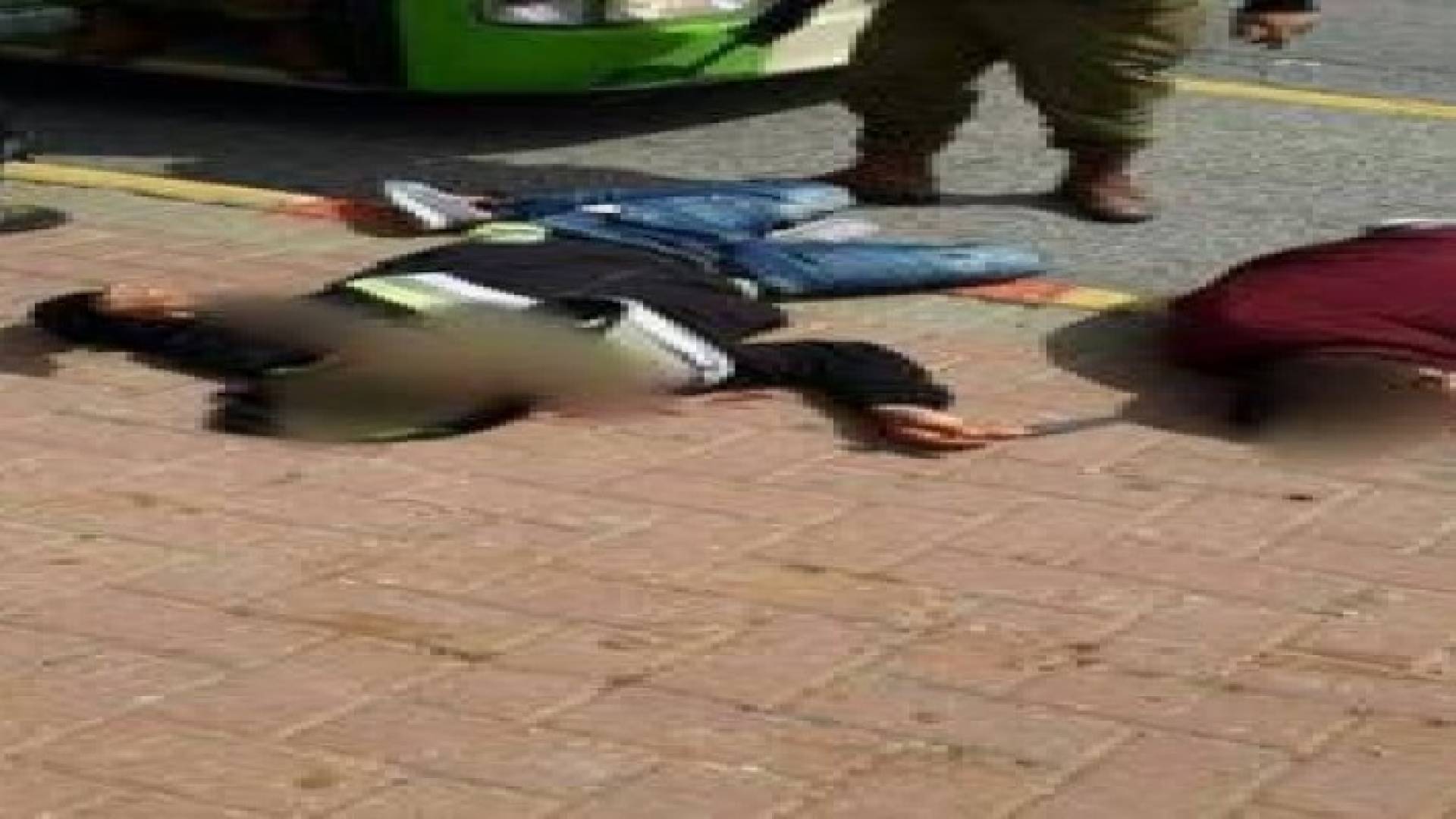 بالصور : استشهاد شابين فلسطينيين واصابة مستوطنة بعملية طعن شمال الضفة