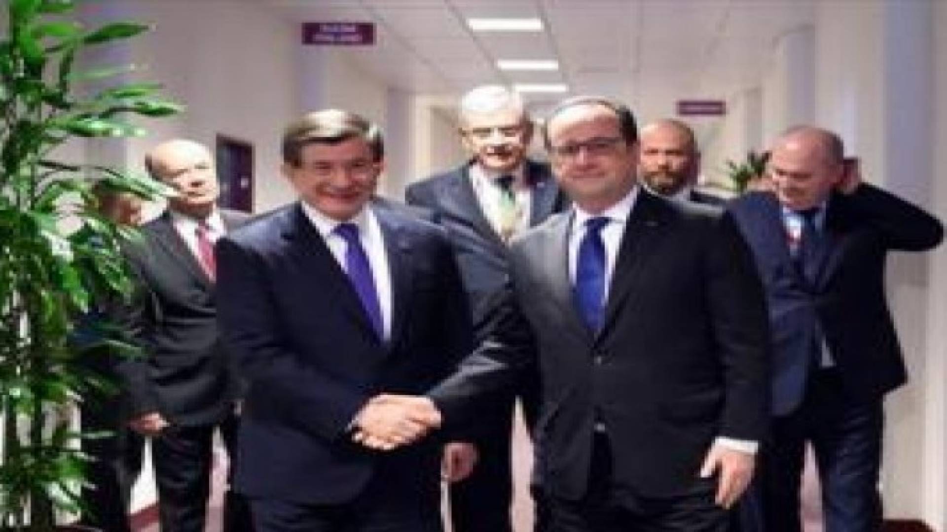 اتفاق اوروبي تركي باعادة المهاجرين الجدد الى تركيا بدءا من الاحد