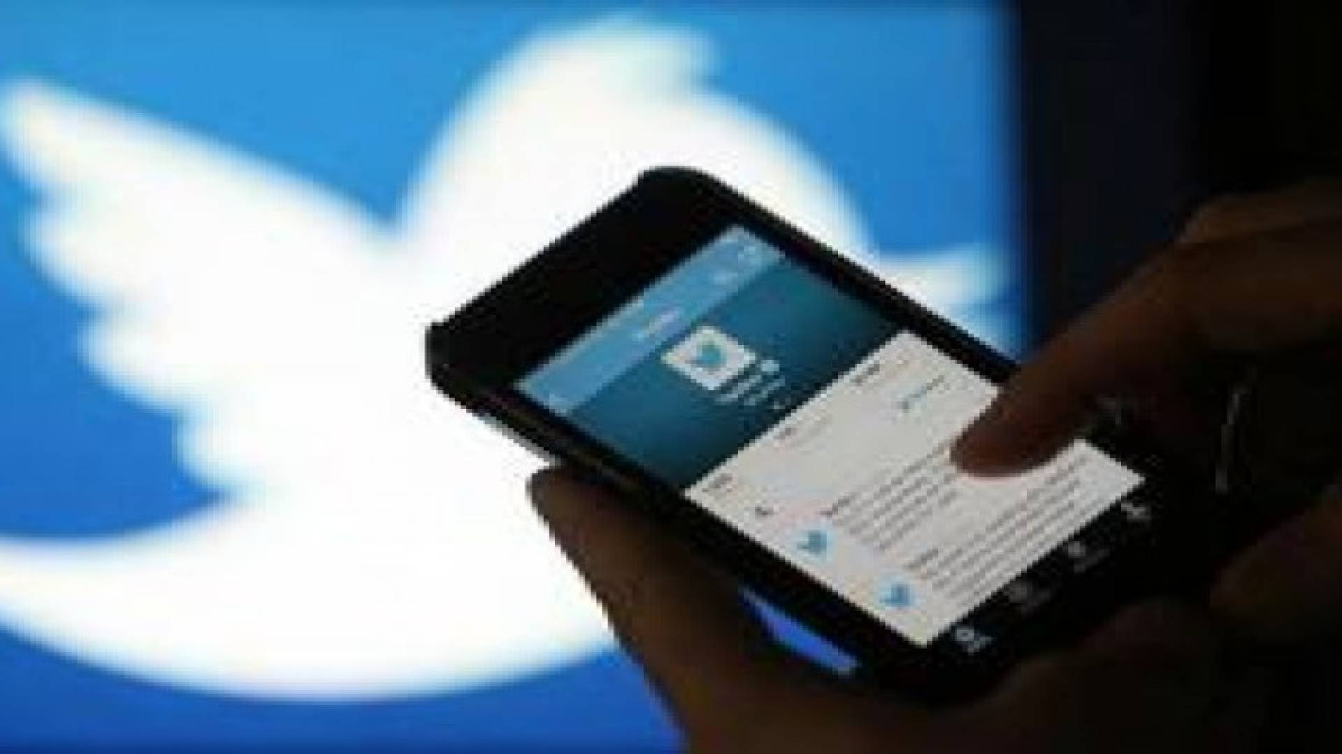 تويتر تنهي الجدل وتبقي اقتصار التغريدات على 140 حرفا