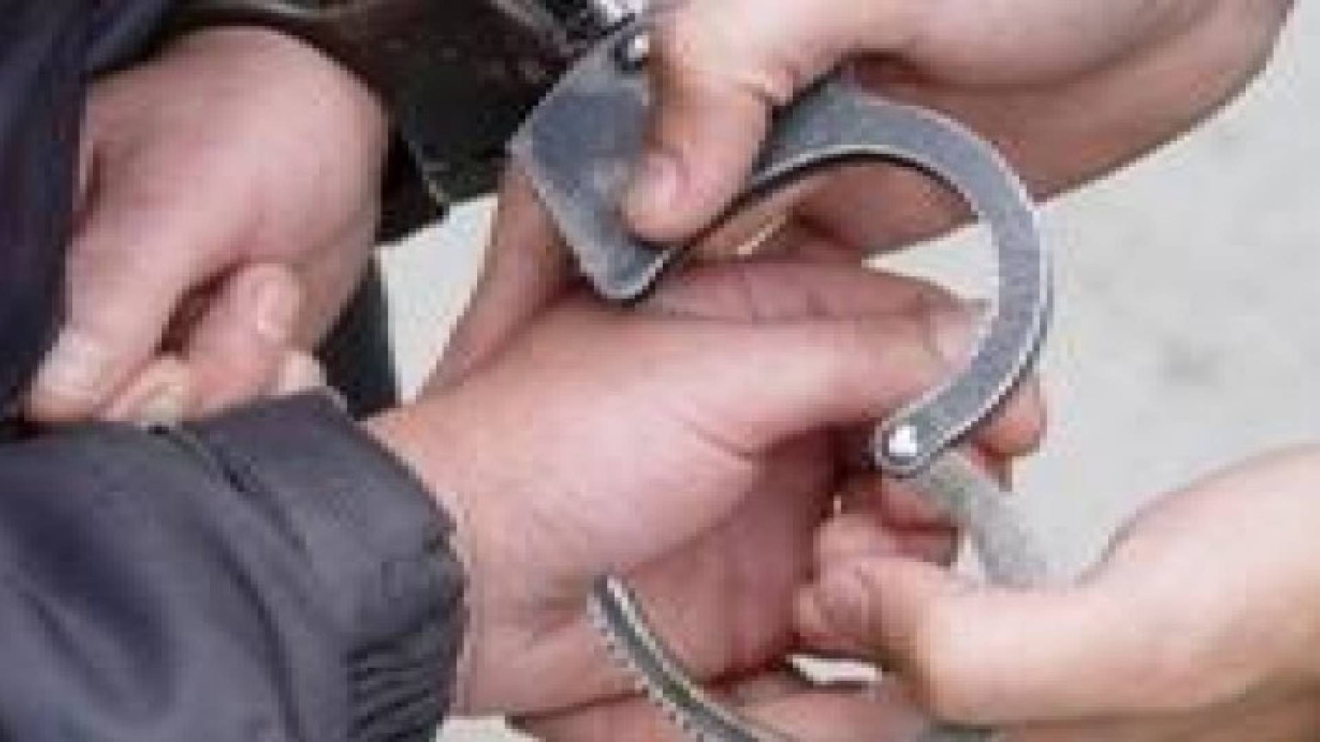 القبض على منتحلين صفة رجال الامن العام   .. تفاصيل