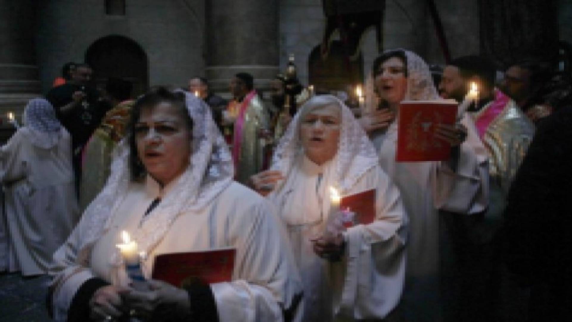 847 من مسيحيي غزة يصلون القدس عشية عيد الفصح
