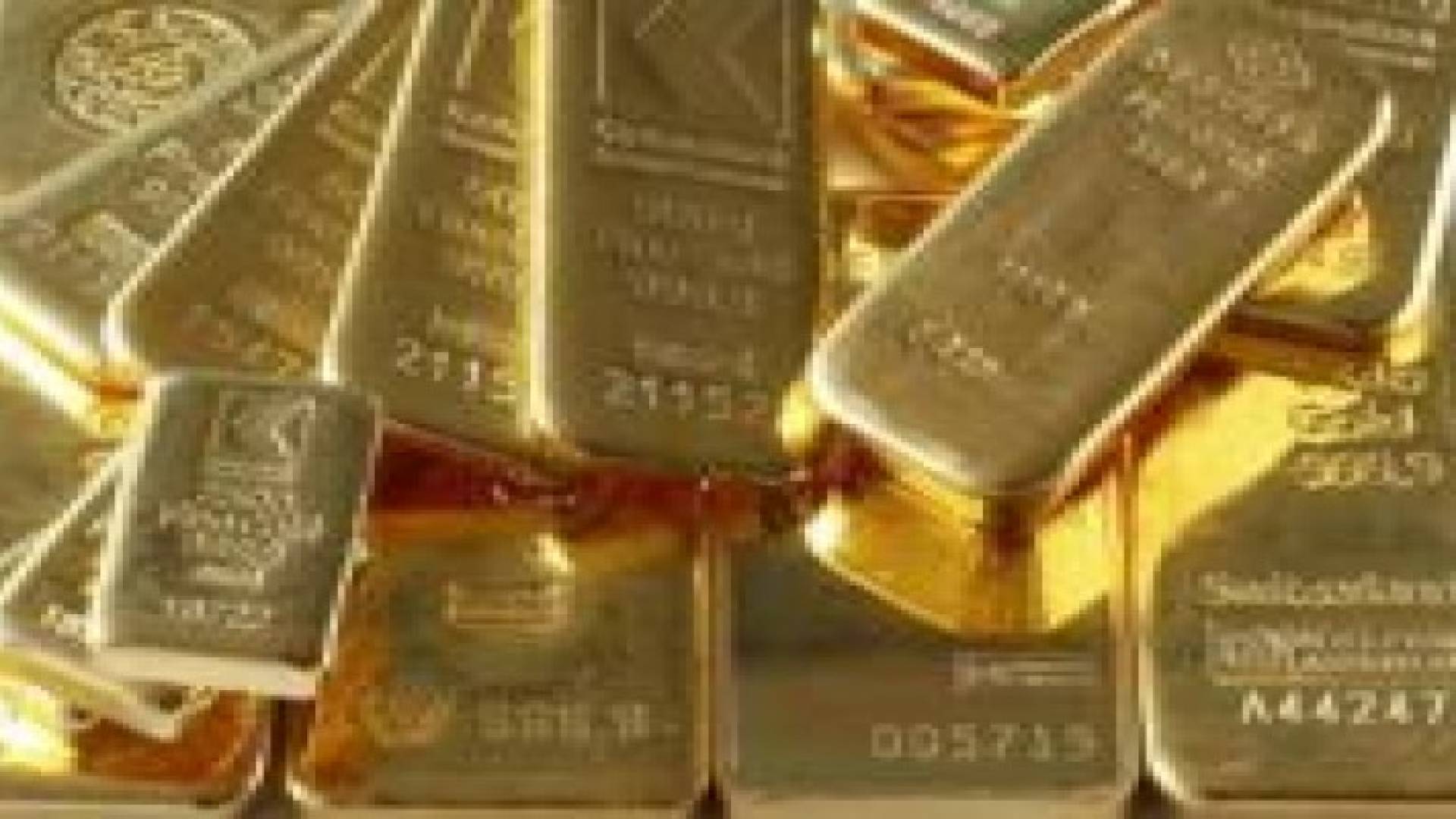 الذهب يرتفع من أدنى مستوى في شهر
