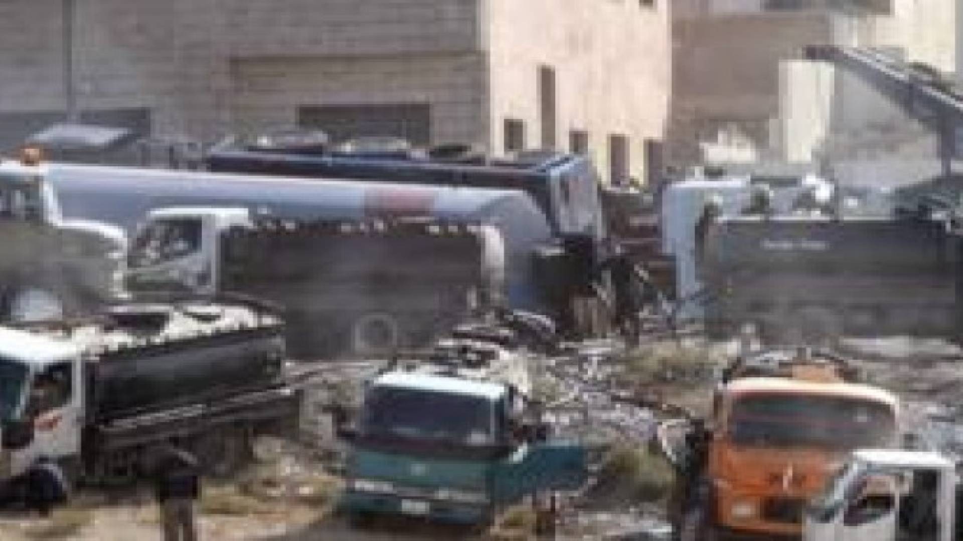 تدهور صهريج يحوي 40 طنا من الغاز في الحسا