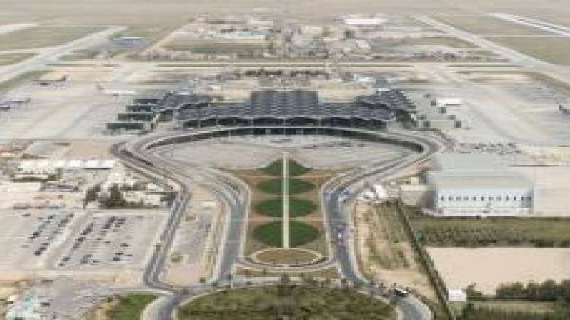 مسارب جمركية خاصة لاستقبال المشاركين بكأس العالم للسيدات