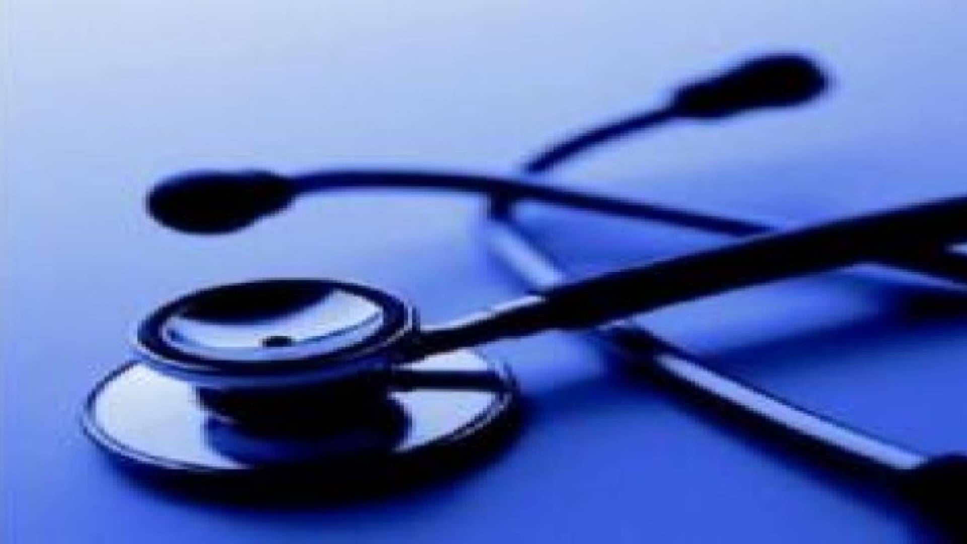 توسيع مظلة التأمين الصحي للأسر التي يقل دخلها عن 300 دينار