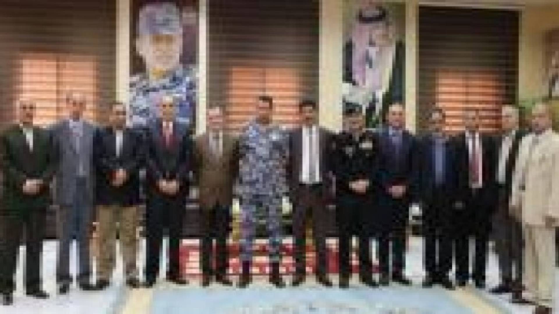 الدرك يكرم ضباط متقاعدين تقديرا لجهودهم
