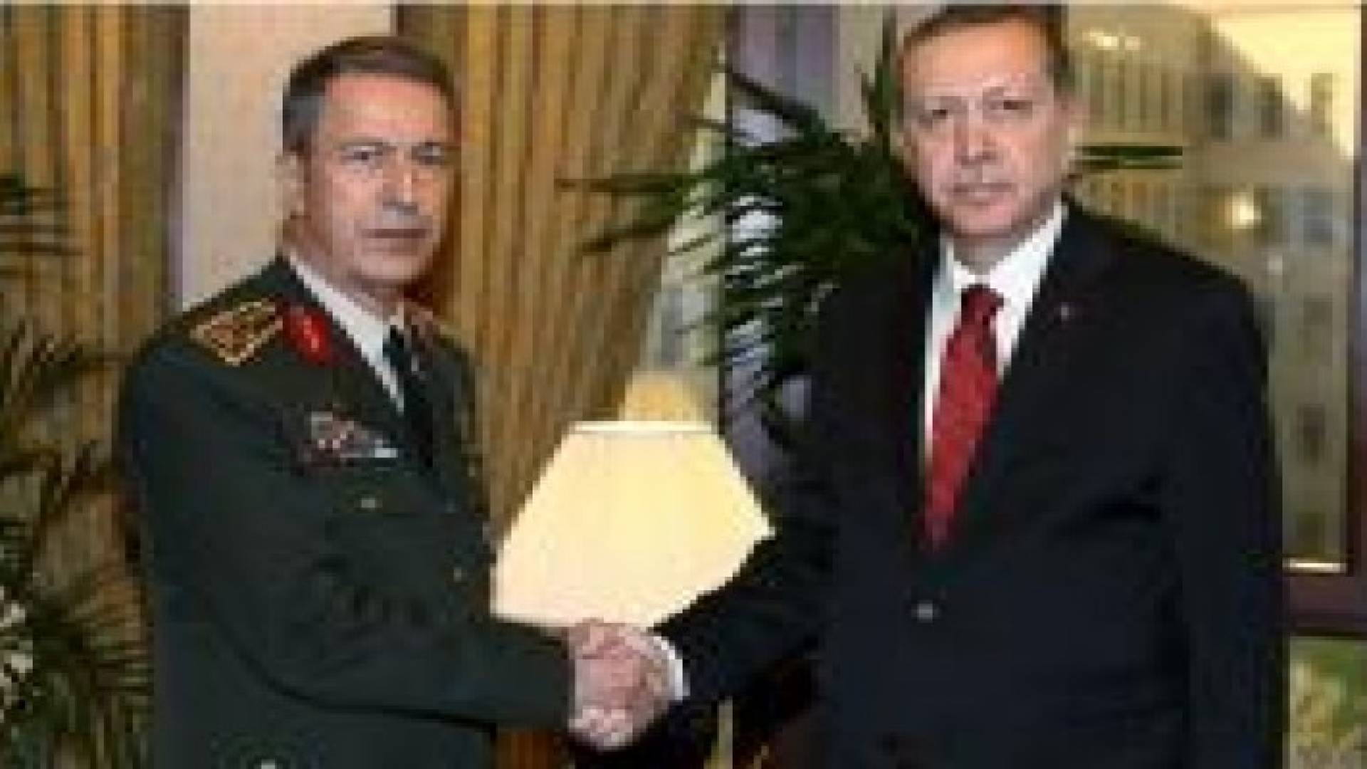 الجيش التركي ينفي "قطعيا" نيته الانقلاب على اردوغان