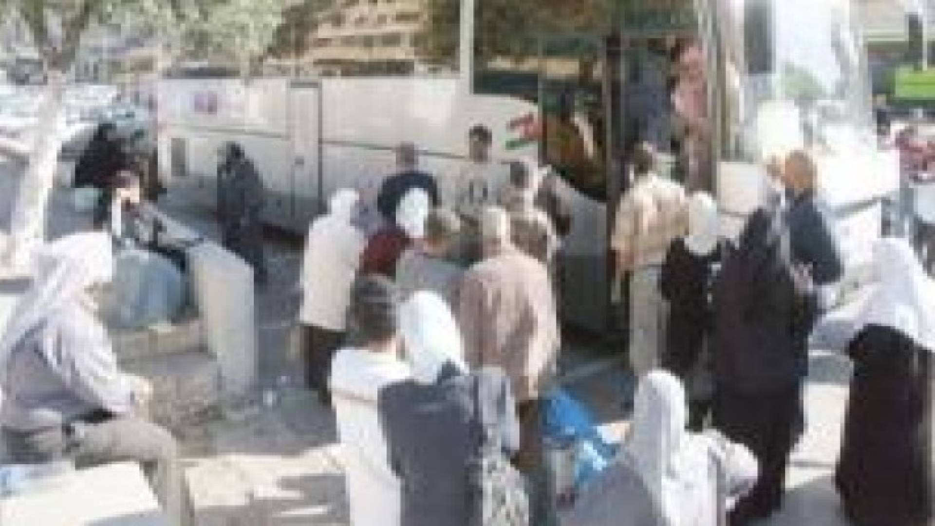 الأمن العام يمنع حافلات عمرة من المغادرة لعدم توفر السائق الثاني