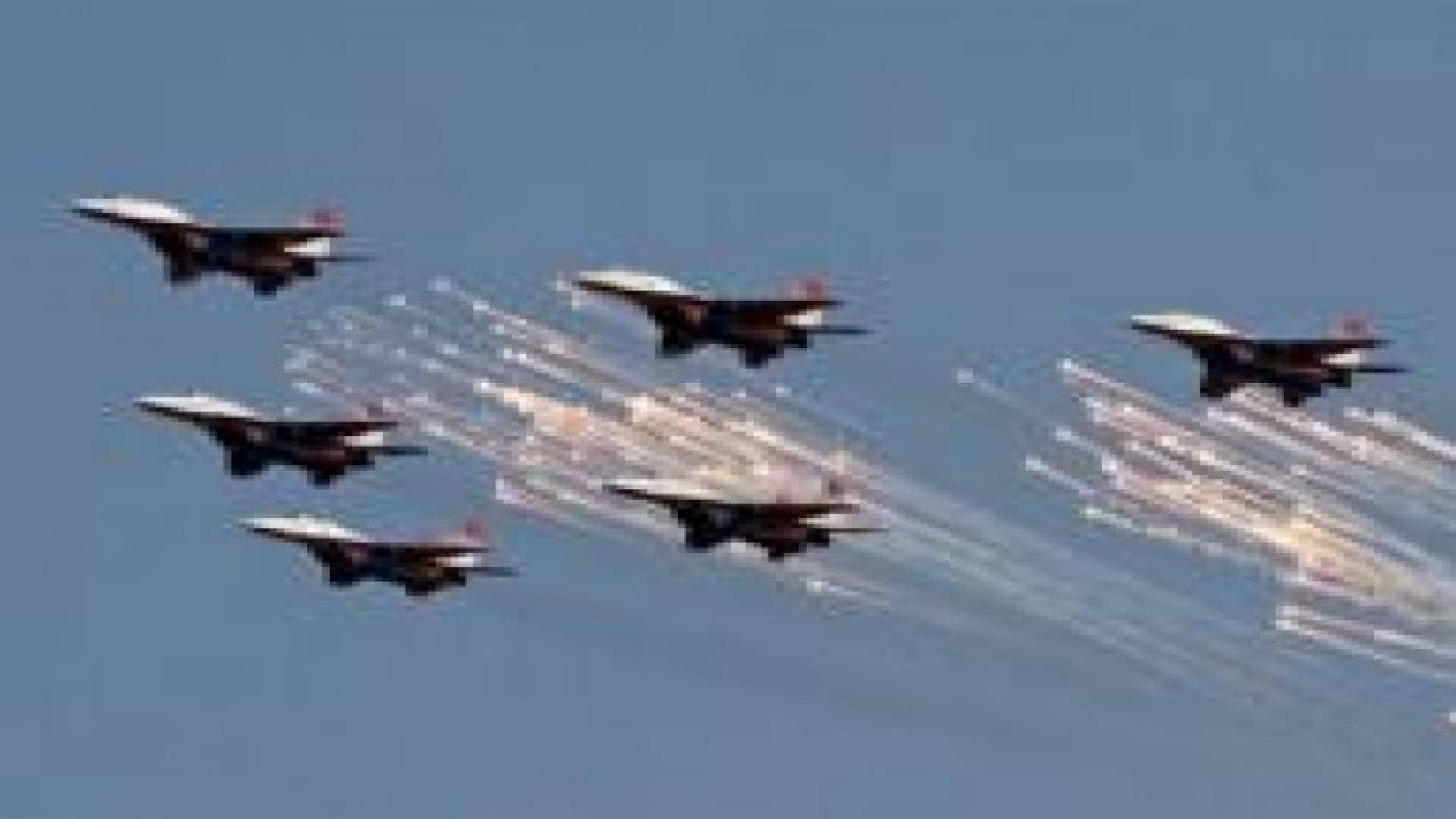 بحاح: ضربات التحالف باليمن موفقة ودقيقة