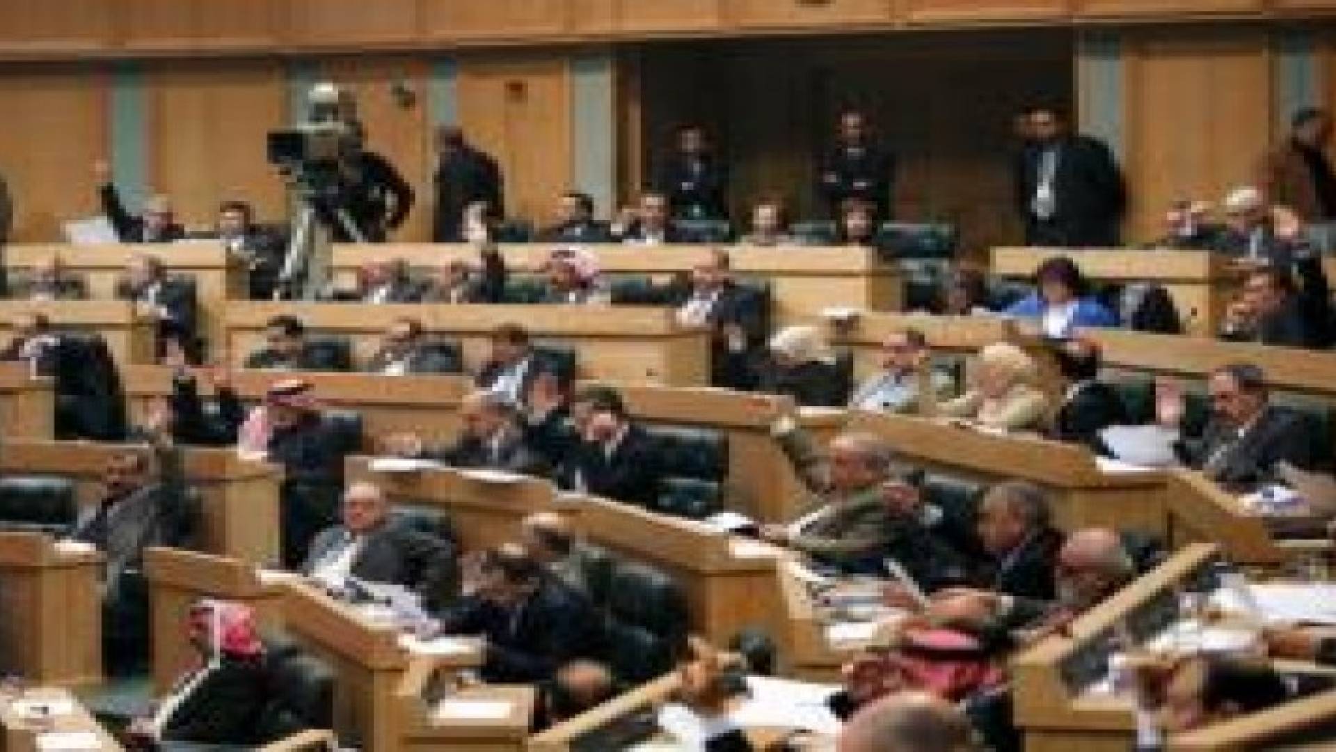 الطراونة يدعو الناخب الأردني لإعادة النظر بخياراته