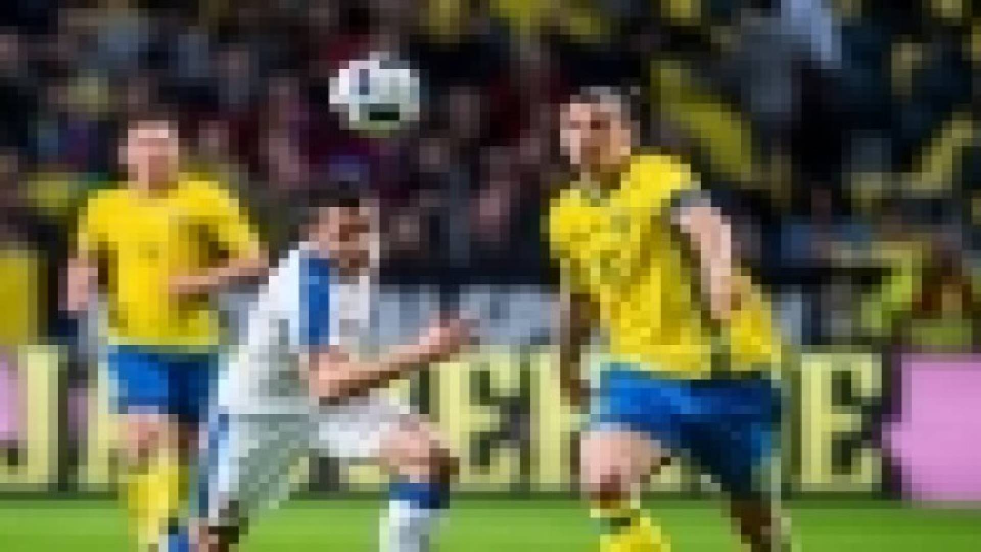 إبراهيموفيتش يبدي إعجابه بفريق مانشستر سيتي