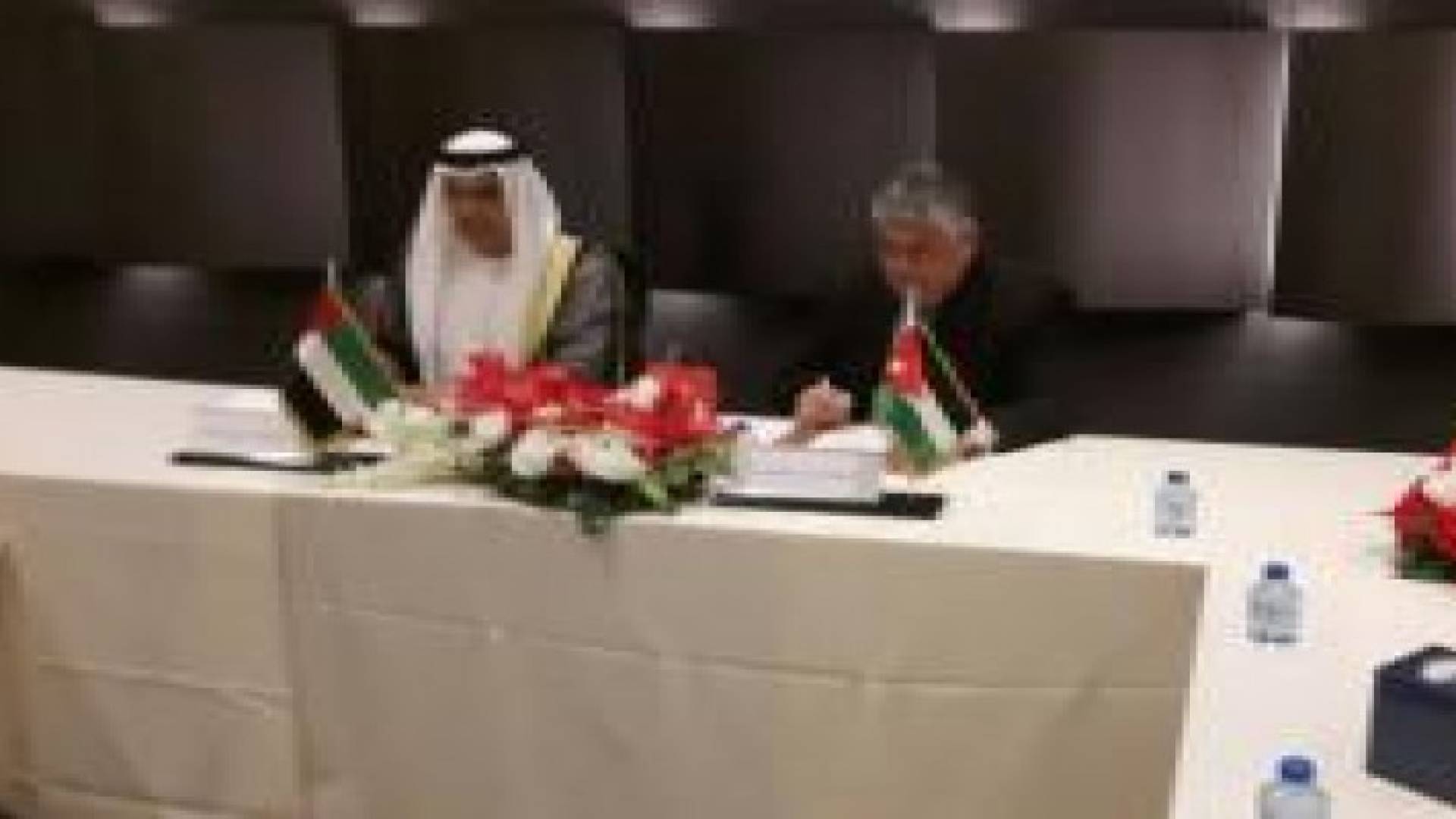 الاردن والامارات يوقعان اتفاقية منع وتجنب الازدواج الضريبي