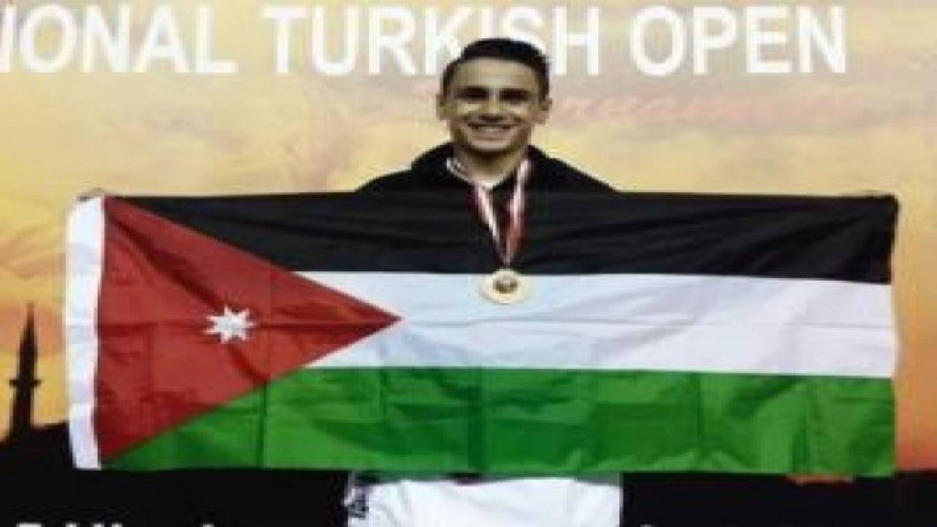 5 ميداليات لمنتخب الكراتيه ببطولة اهلي دبي