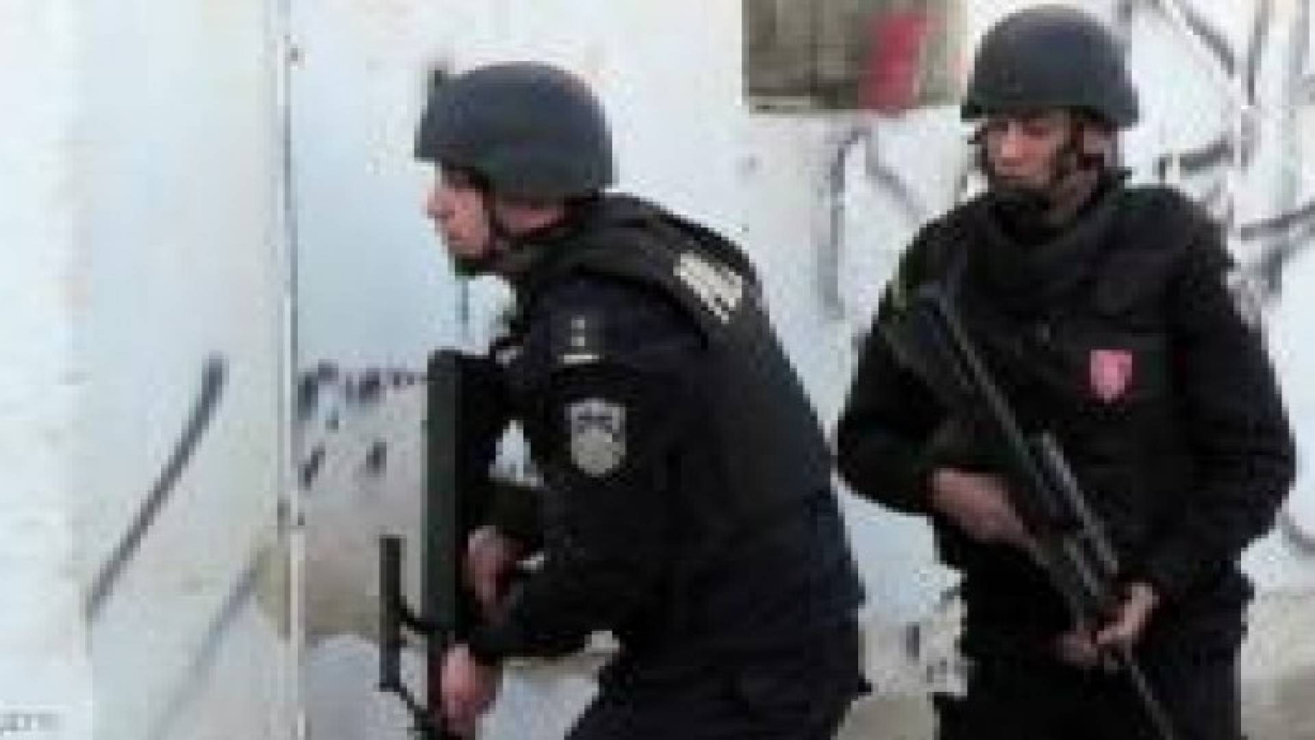 تونس تعتقل عناصر إرهابية خططت لتفجير مسجد