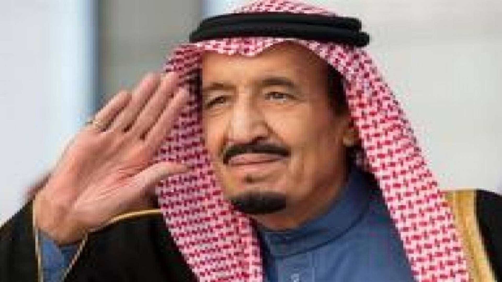 العاهل السعودي يغادر القاهرة بعد زيارة استمرت خمسة ايام