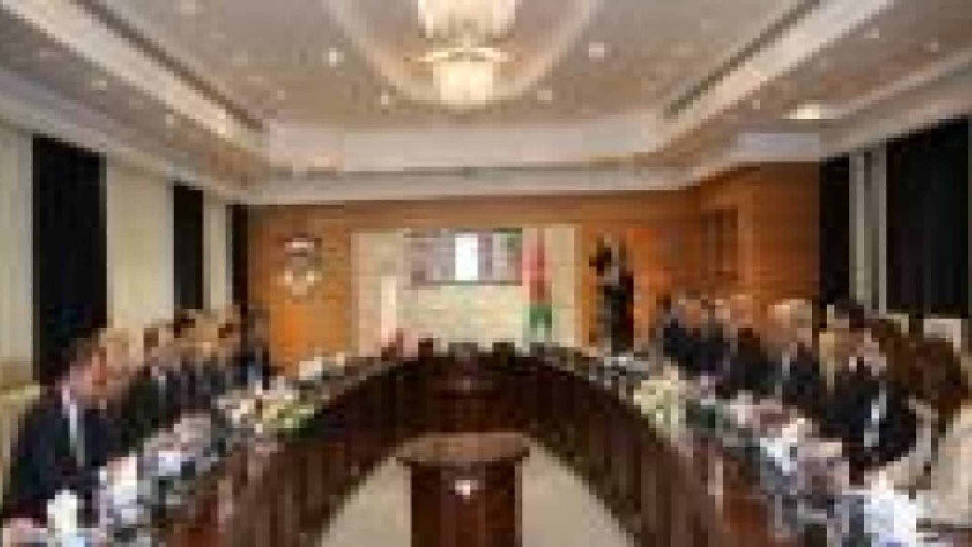 رئيس الوزراء يجري مباحثات مع نظيره المالطي