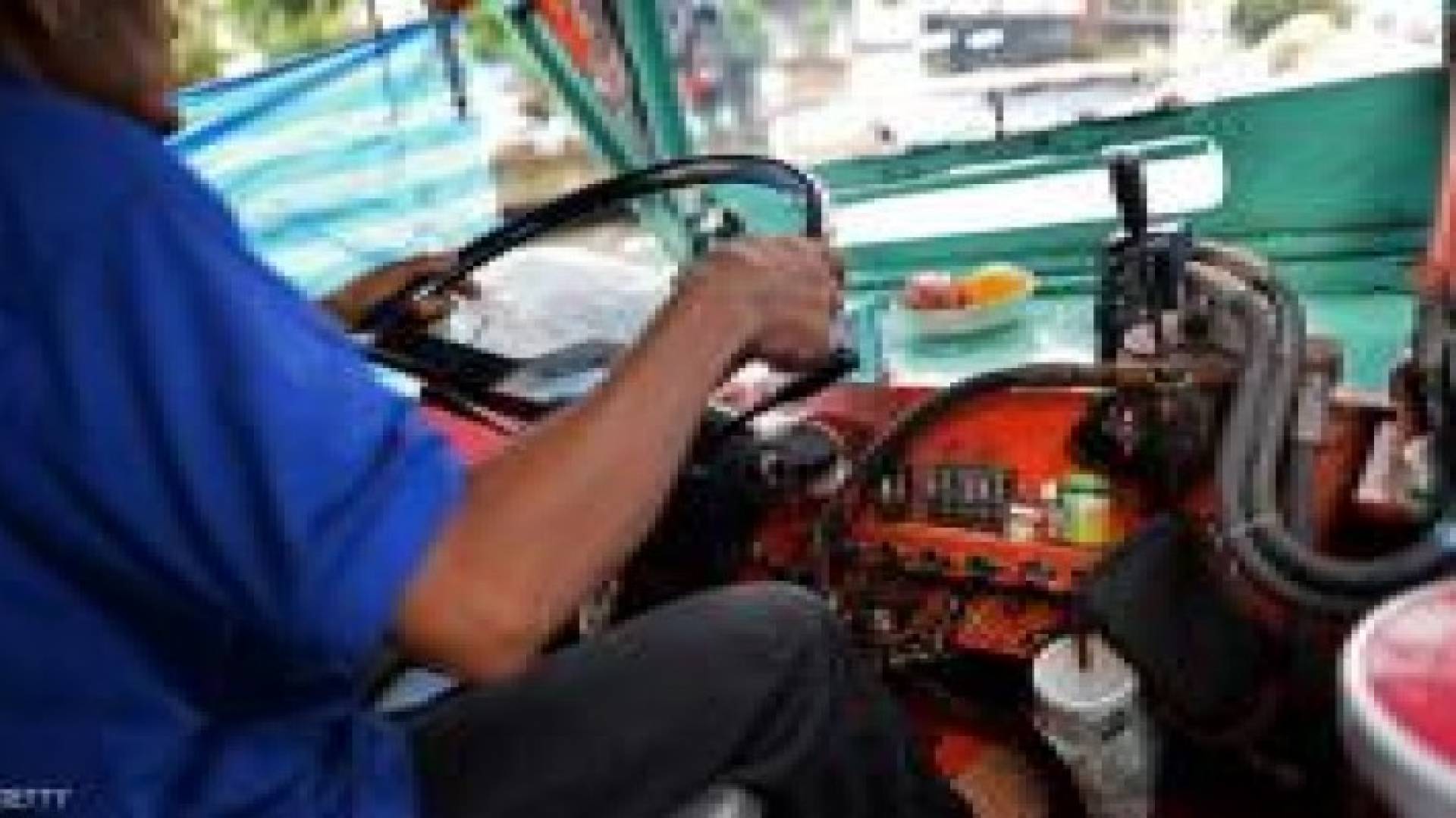 "العمل في المشرحة".. عقوبة التهور في القيادة