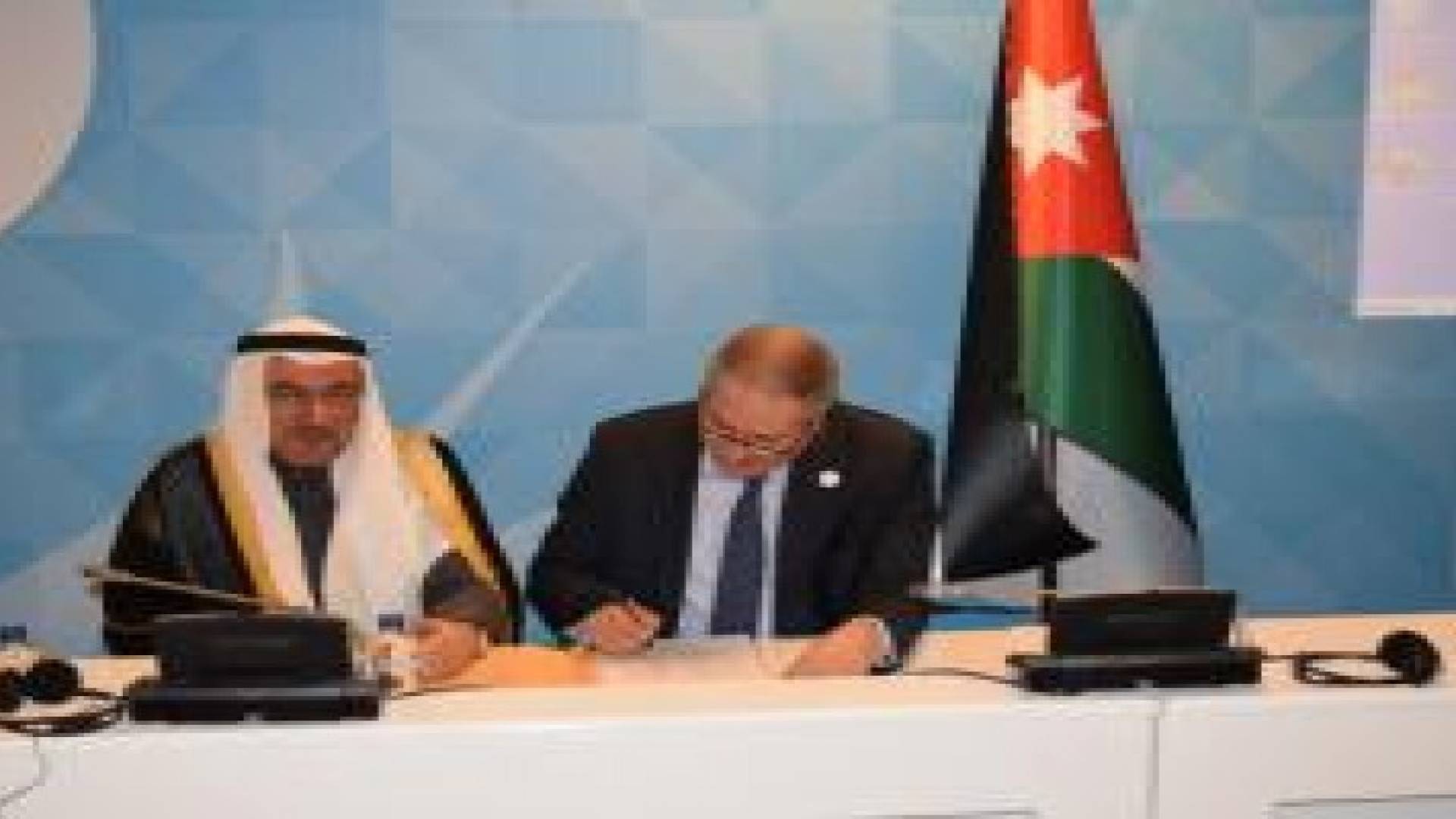 الأردن يوقع على ميثاق منظمة التعاون الإسلامي الجديد