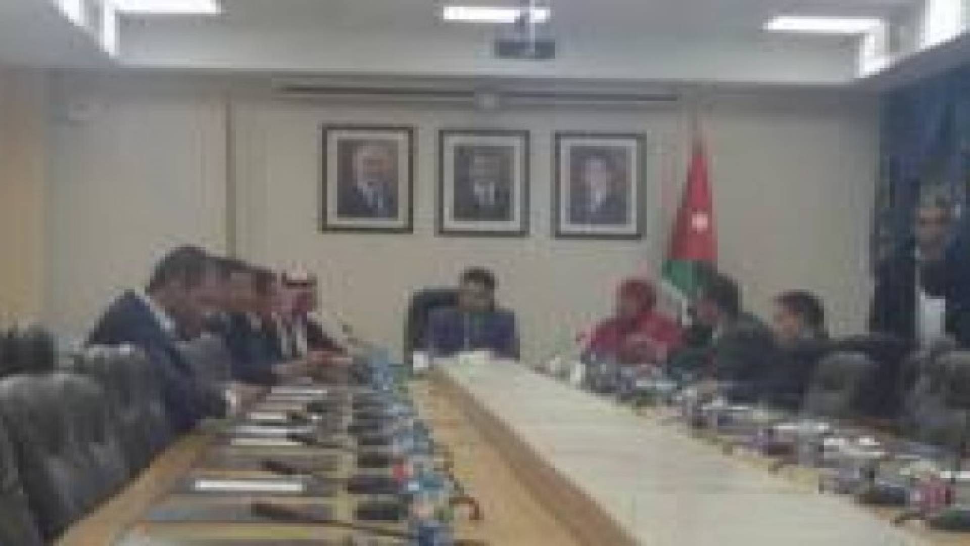 السياحة والآثار النيابية تناقش مطالب اصحاب مكاتب السياحة