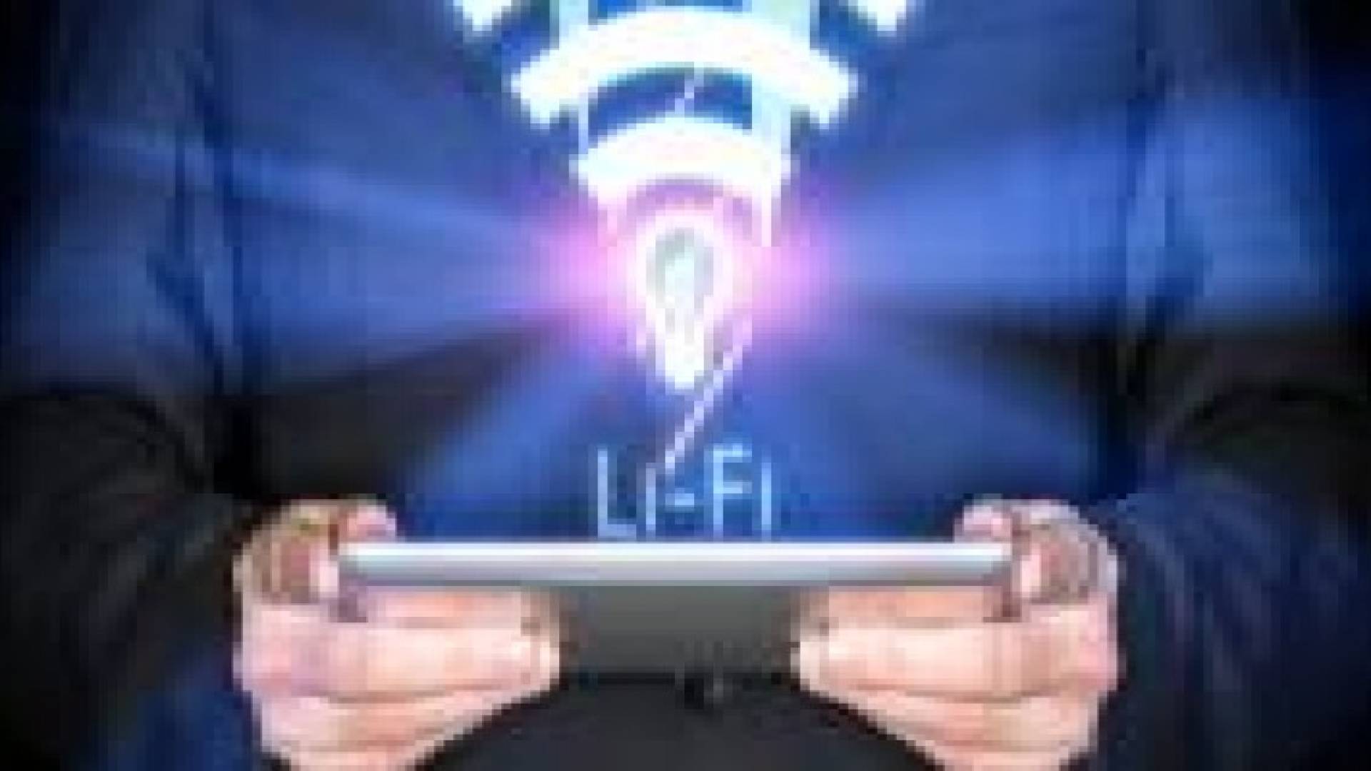 سرعته تفوق WiFi بـ 100 ضعف.. قريبا LIFI في إنارات شوارع دبي وتحميل الفيلم خلال ثوان